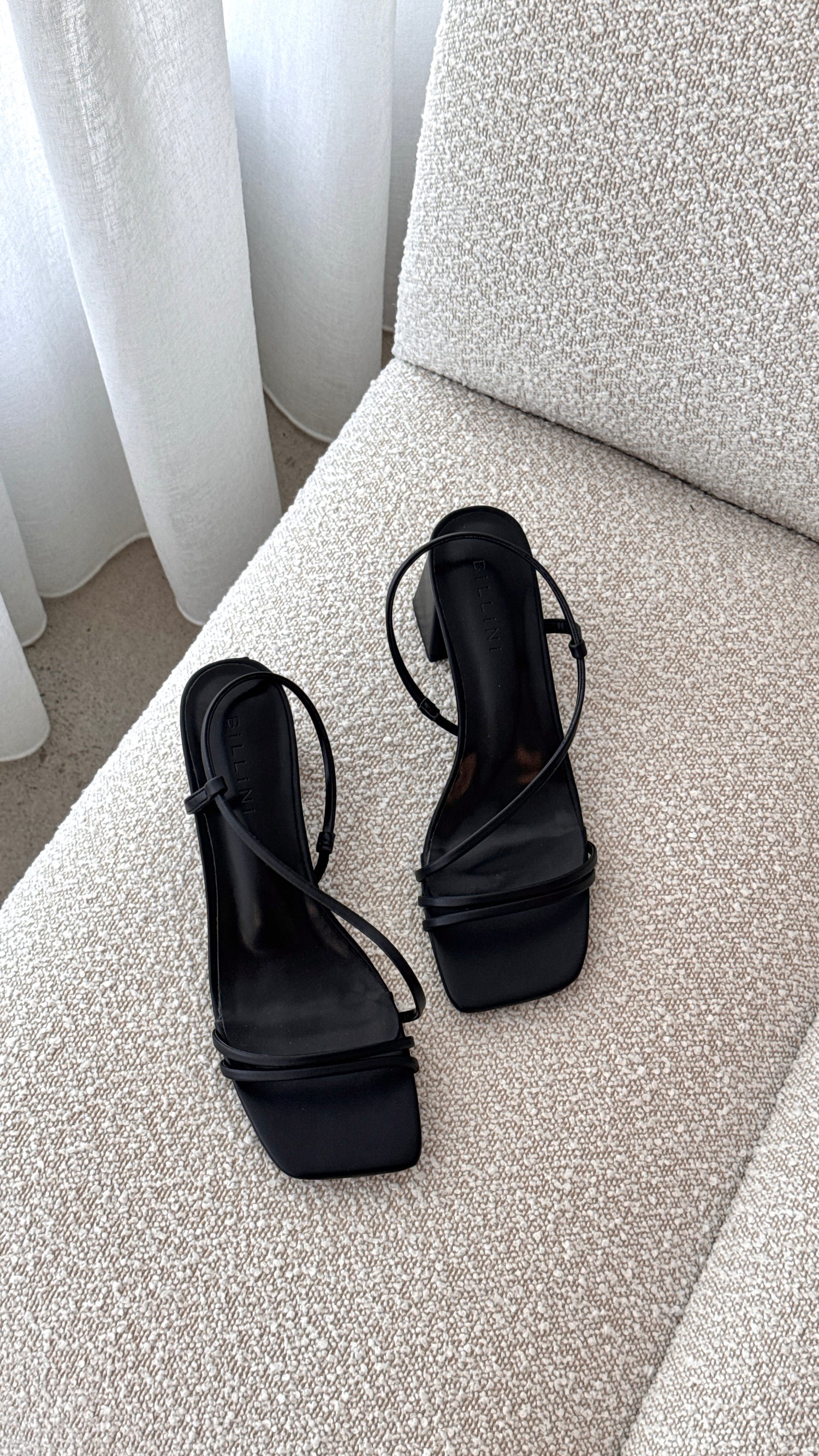 Yelda Heel - Black - Billy J