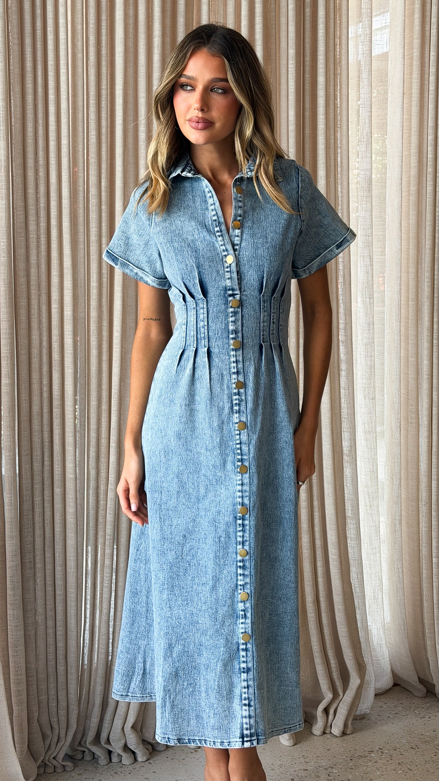 Elory Maxi Dress - Light Denim - Billy J