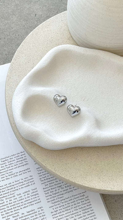 Load image into Gallery viewer, Neve Heart Earrings - Silver - Billy J
