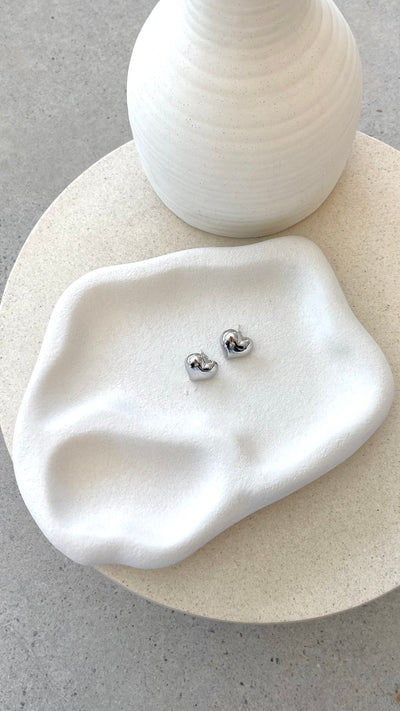 Load image into Gallery viewer, Neve Heart Earrings - Silver - Billy J
