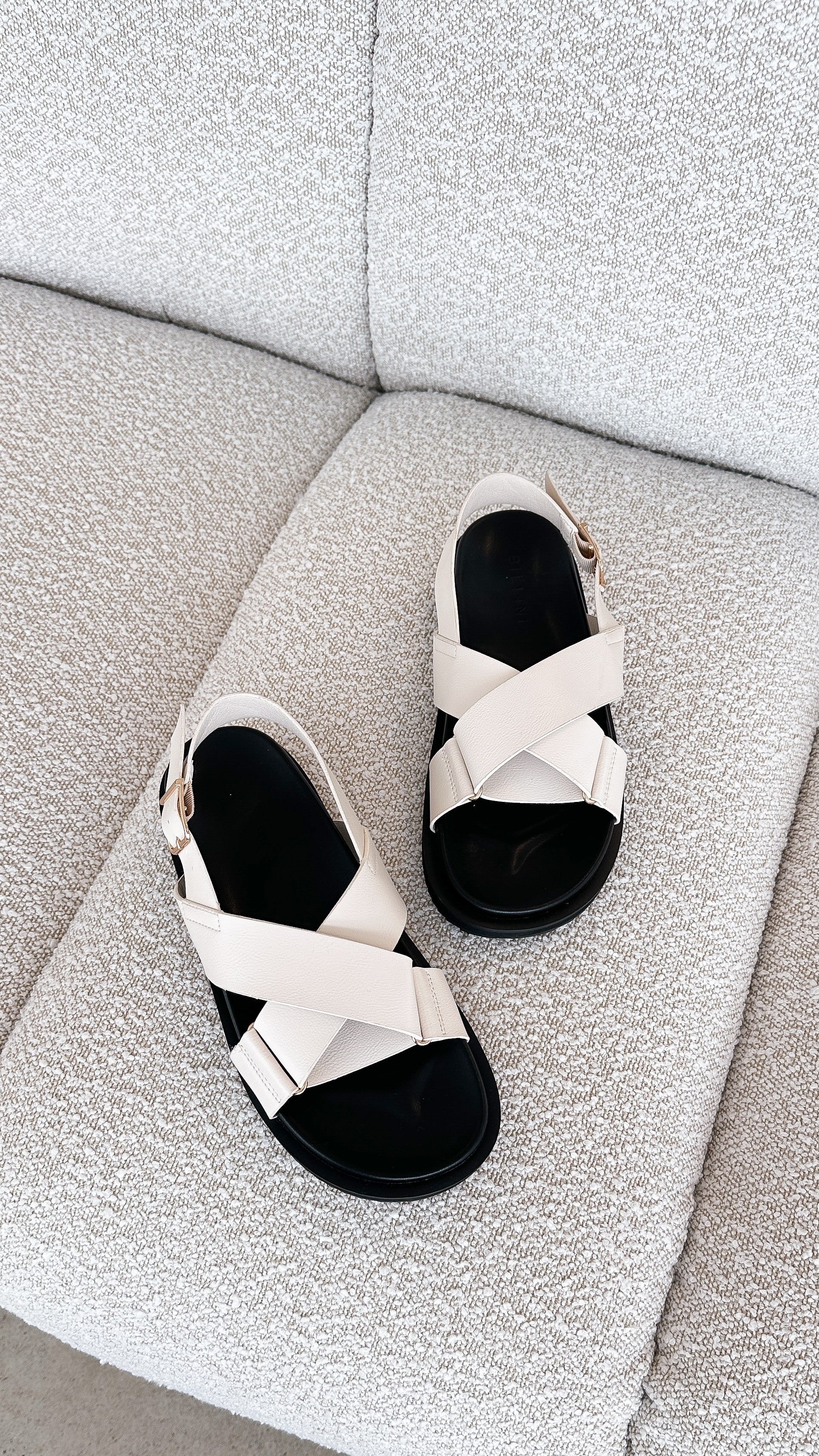 Trudy Sandal - Ivory - Billy J