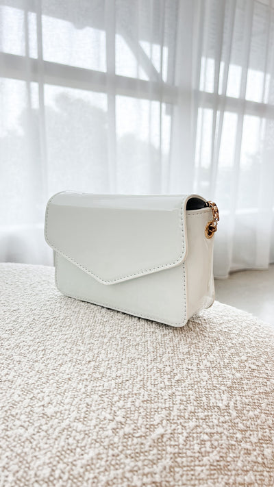 Load image into Gallery viewer, Rosie Cross Body Bag - White Patent
