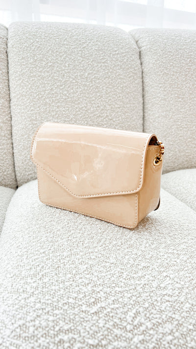 Load image into Gallery viewer, Rosie Cross Body Bag - Nude Patent
