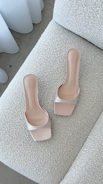 Load image into Gallery viewer, Yiri Heels - Champagne Satin Diamante - Billy J
