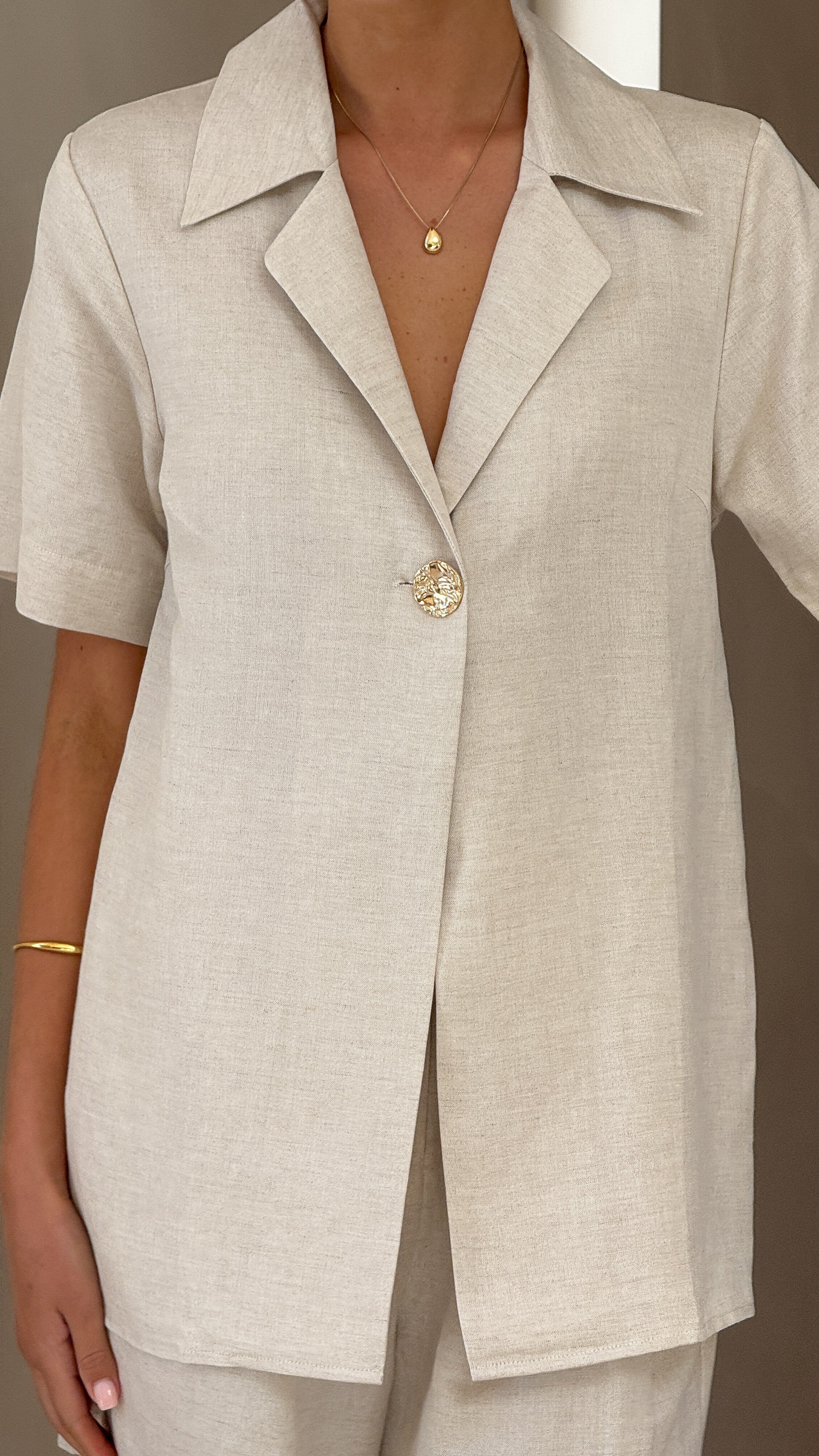 Emmaline Button Shirt - Natural - Billy J