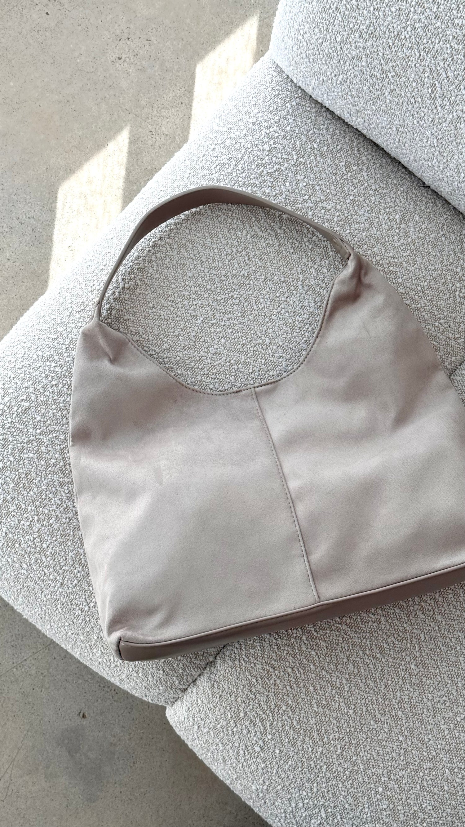 Tammy Shoulder Bag - Mist Suede - Billy J
