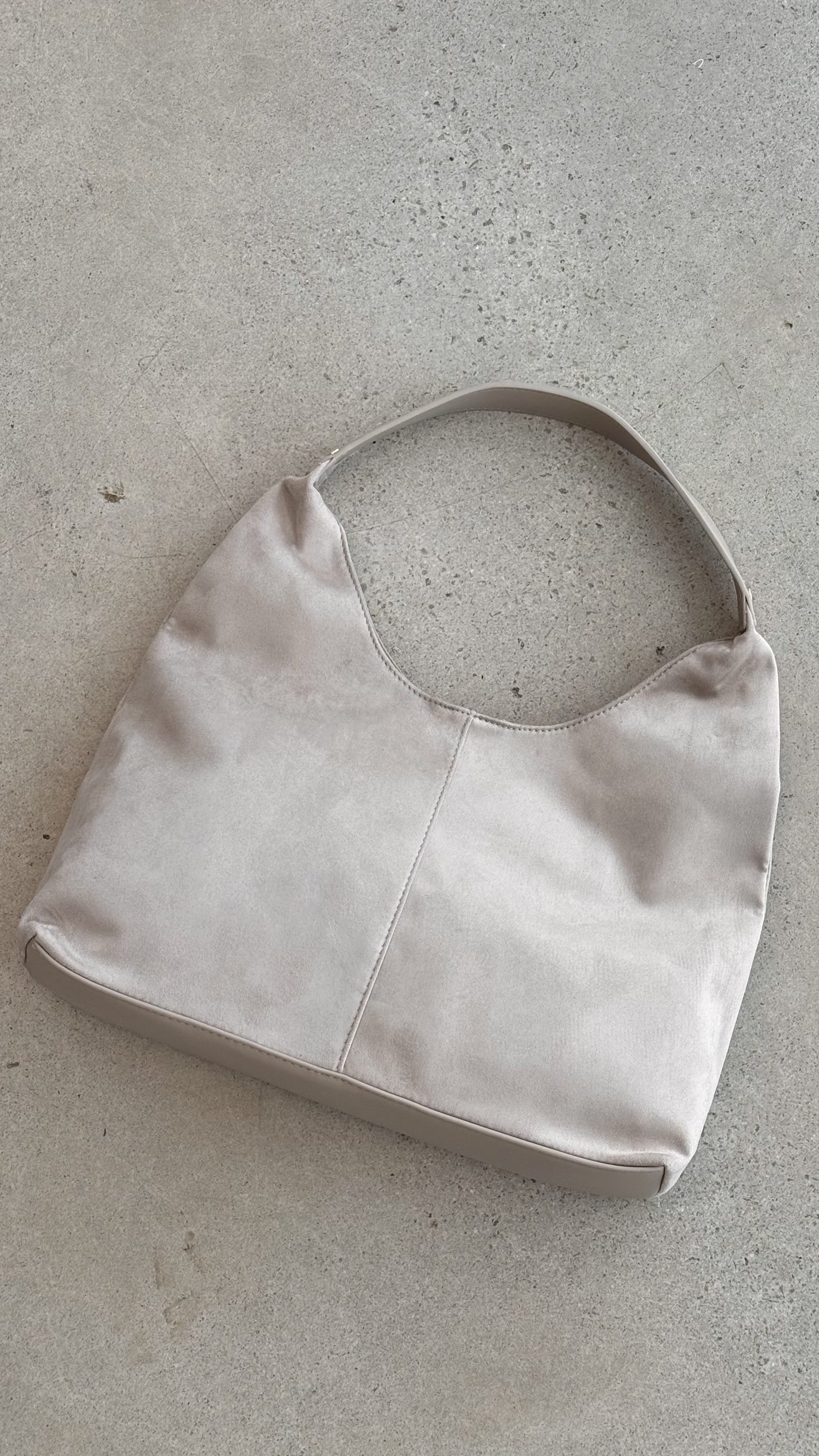 Tammy Shoulder Bag - Mist Suede - Billy J