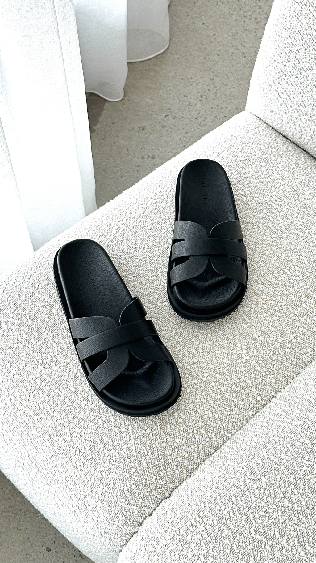 Tamy Slides - Black - Billy J