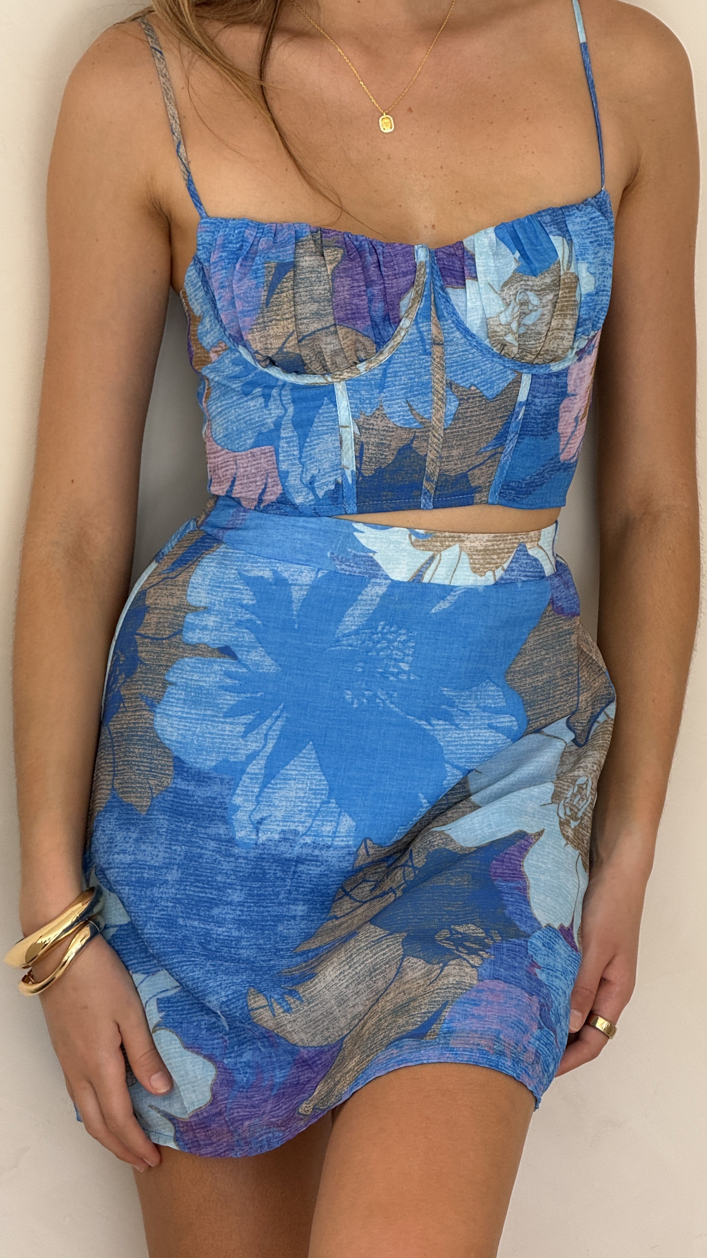 Rixie Crop Top - Blue Floral - Billy J
