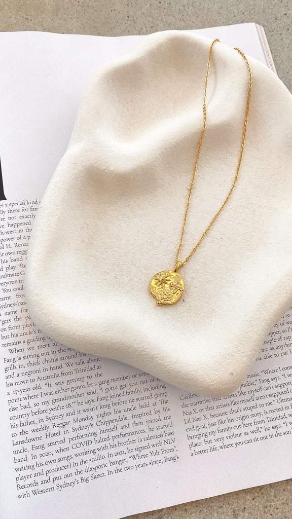 Ocean Coin Charm Necklace - Gold - Billy J