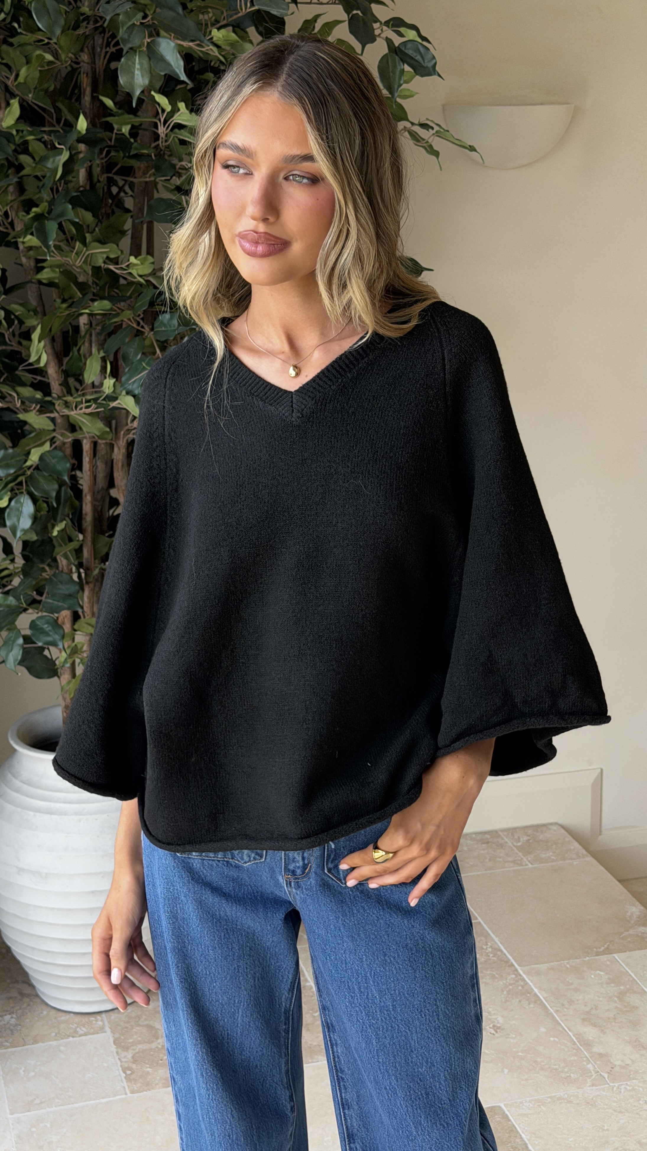 Paisley V Neck Knit - Black - Billy J
