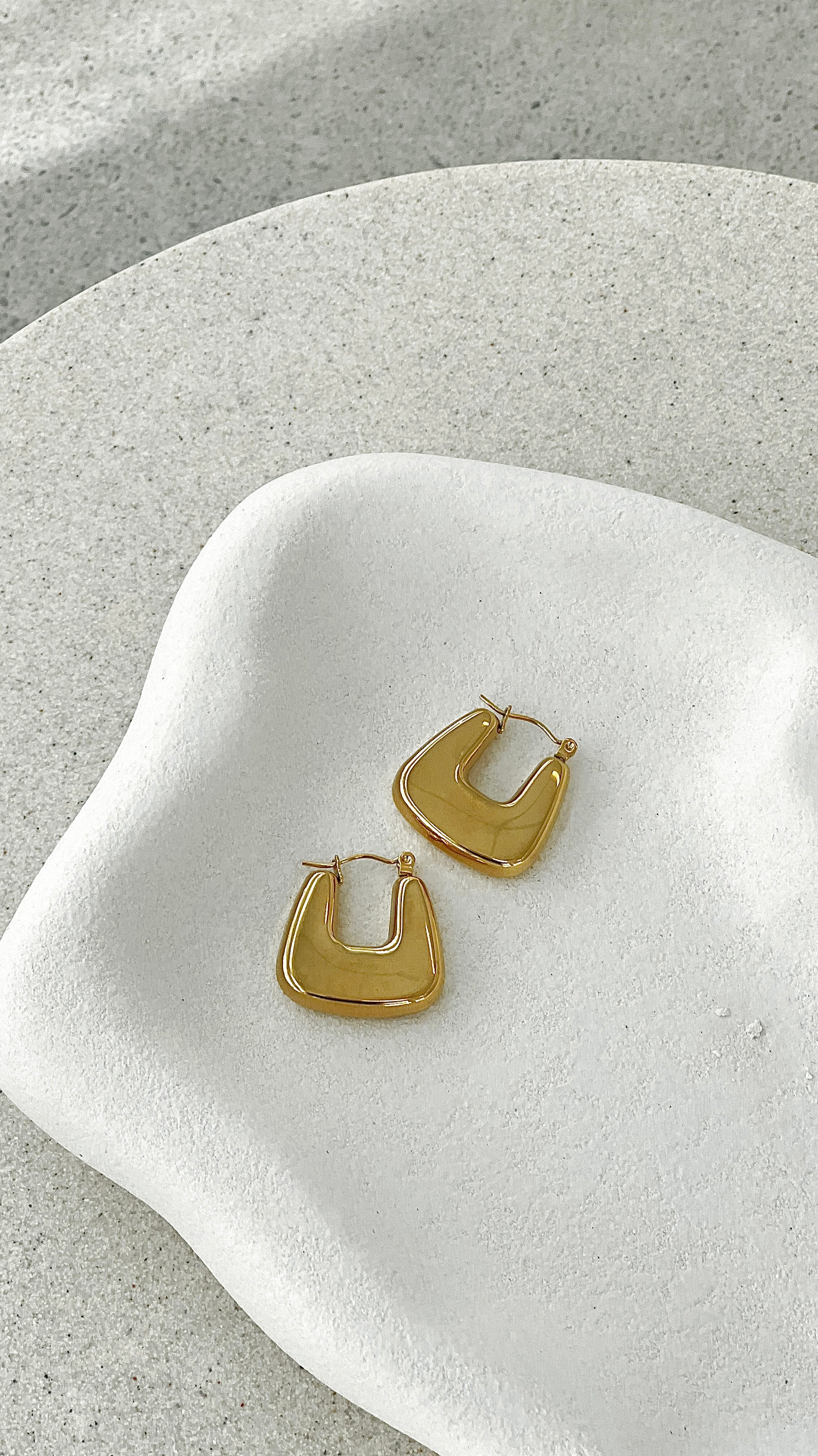 Square Crush Gold Plated Earrings - Gold - Billy J