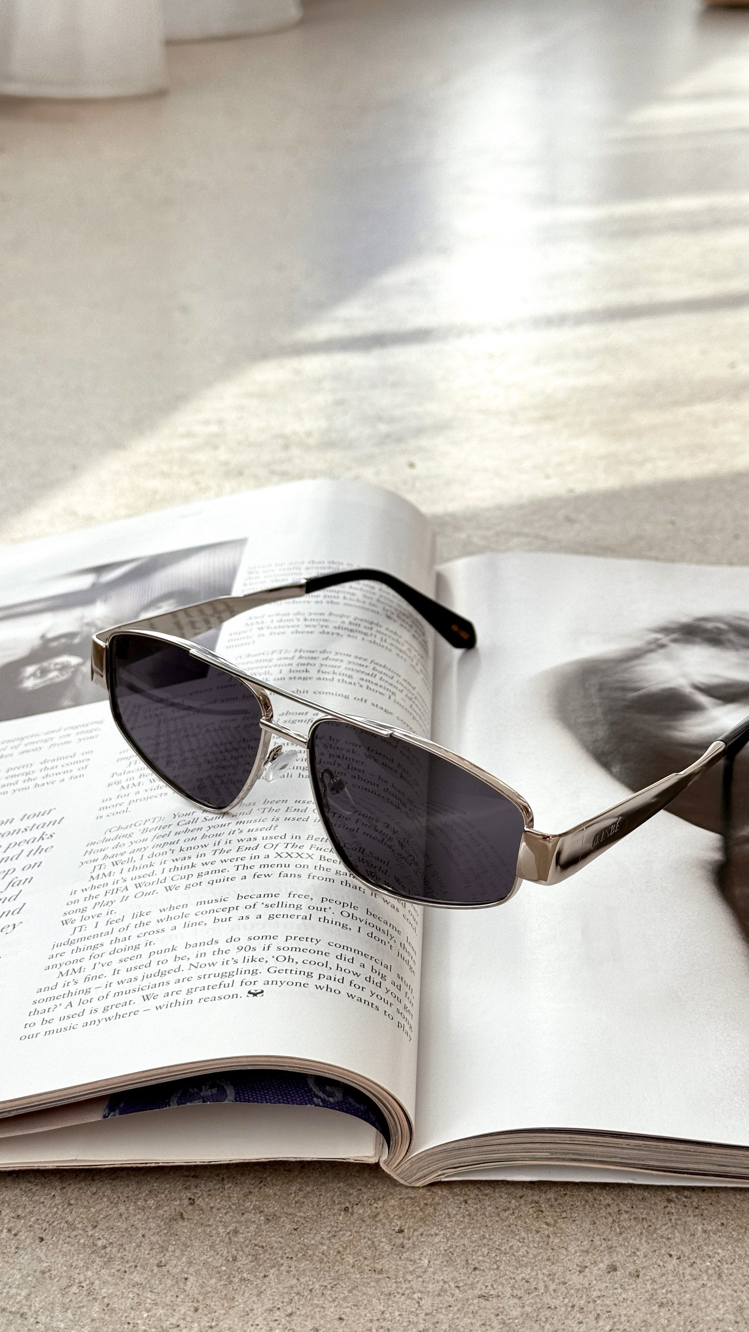 The Earle Sunglasses - Silver / Smoke - Billy J
