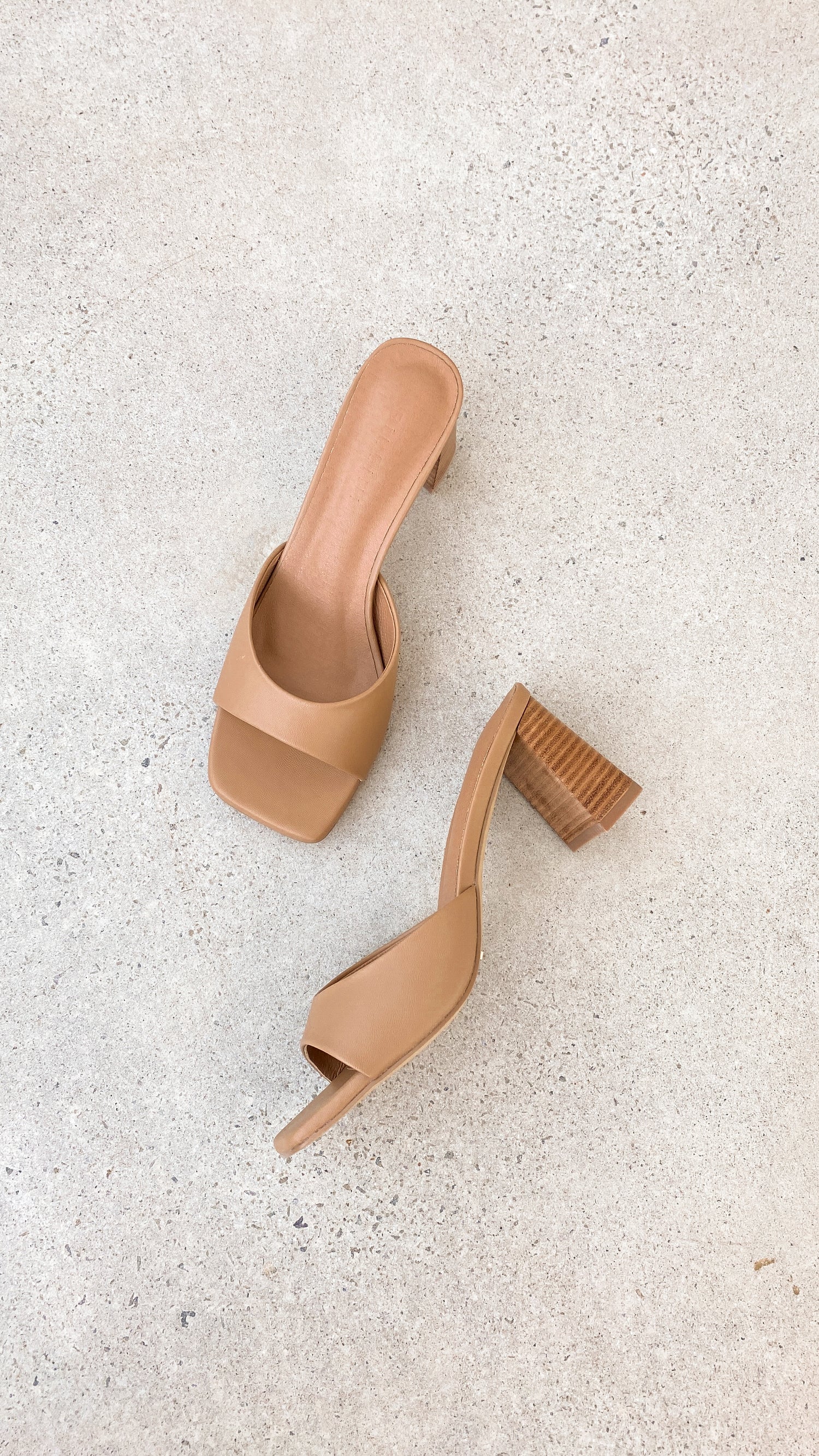 Nattie Heel - Oak - Billy J