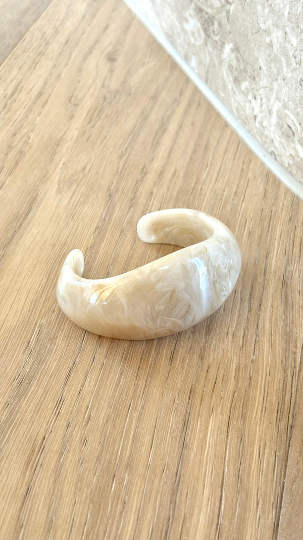Lumi Cream Resin Bangle - Cream