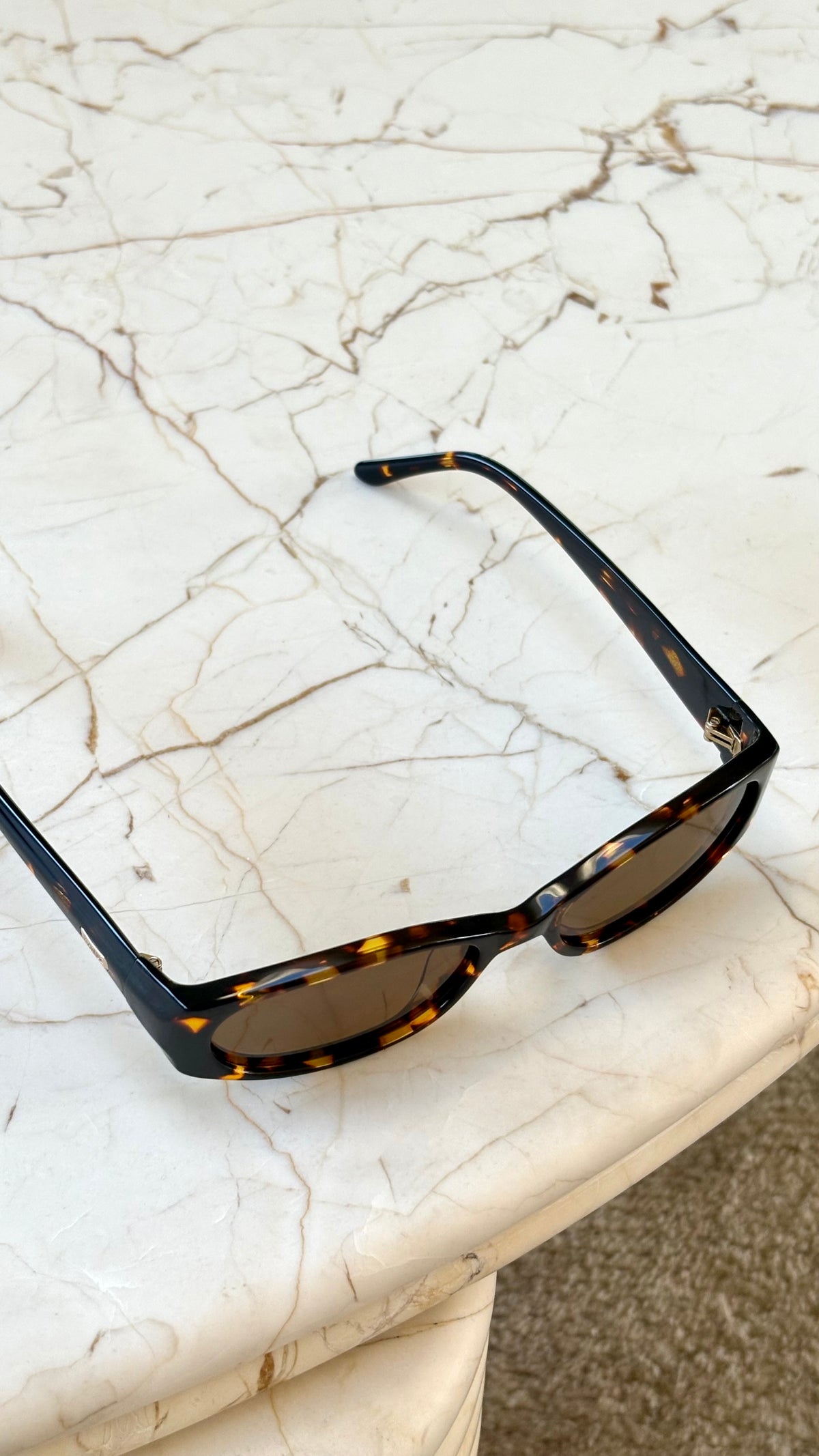 The Harlow Sunglasses - Havana Tort/Yellow