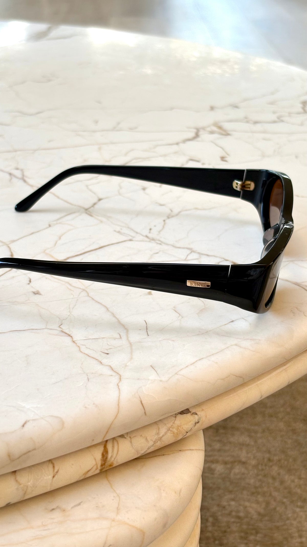 The Harlow Sunglasses - Black/Brown