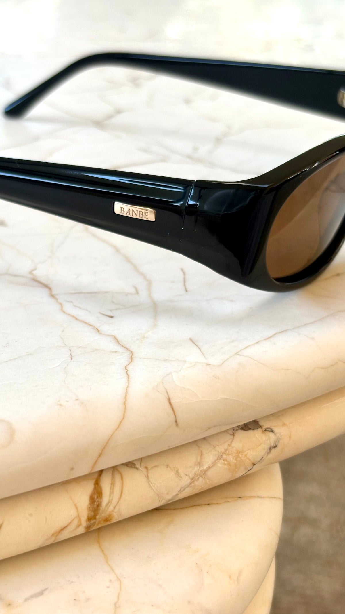 The Harlow Sunglasses - Black/Brown