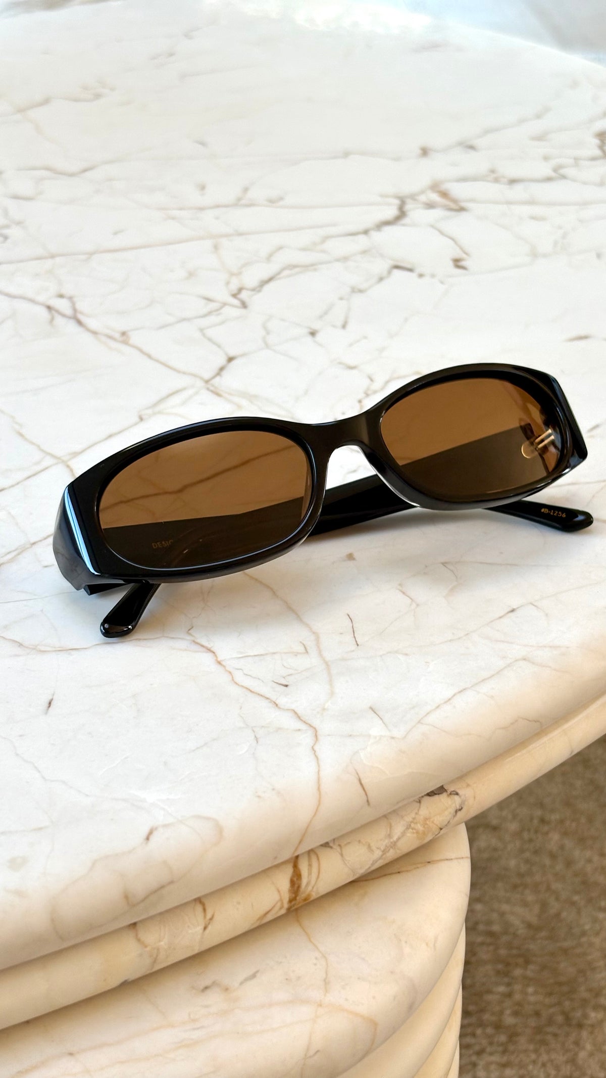 The Harlow Sunglasses - Black/Brown