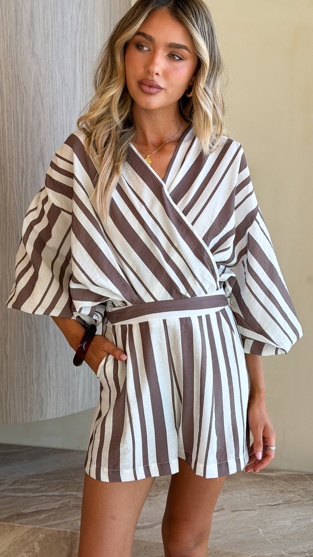 Millie Shorts - Taupe/White Stripe - Billy J