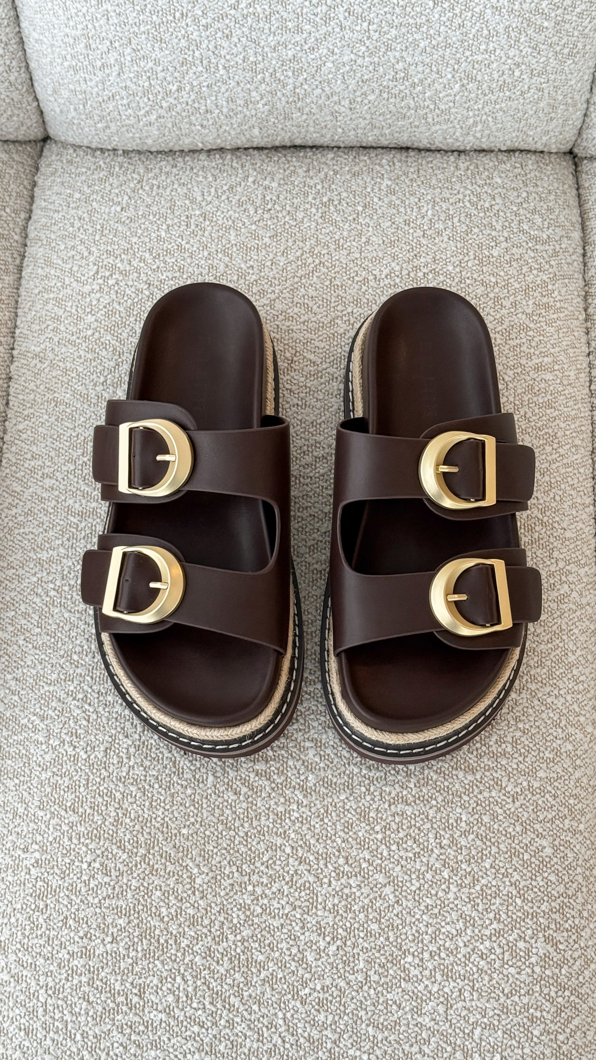 Anora Slide - Chocolate - Billy J
