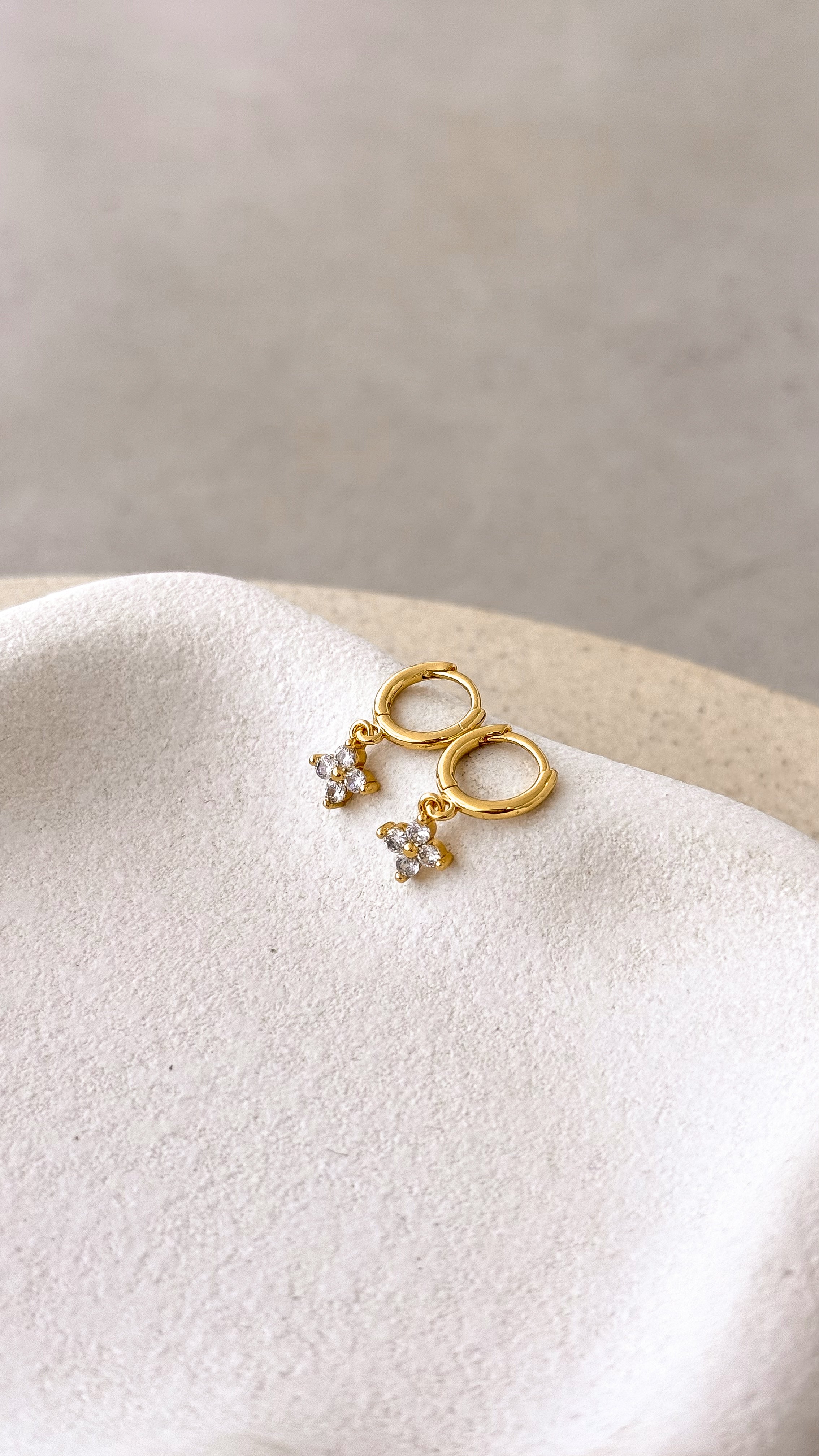 Georgie Earrings - Gold - Billy J