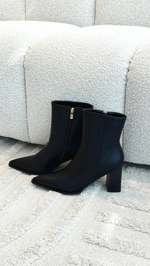 Xavion Boots - Black - Billy J