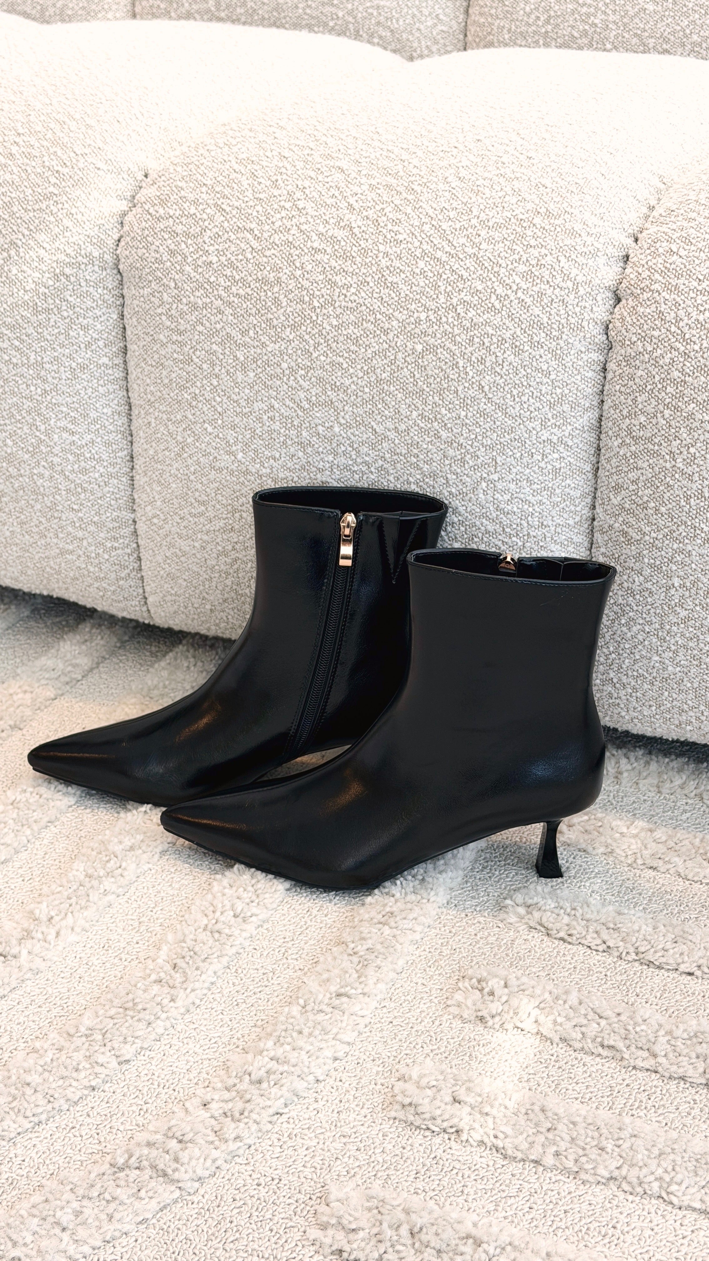 Carmella Boots - Black Shine - Billy J