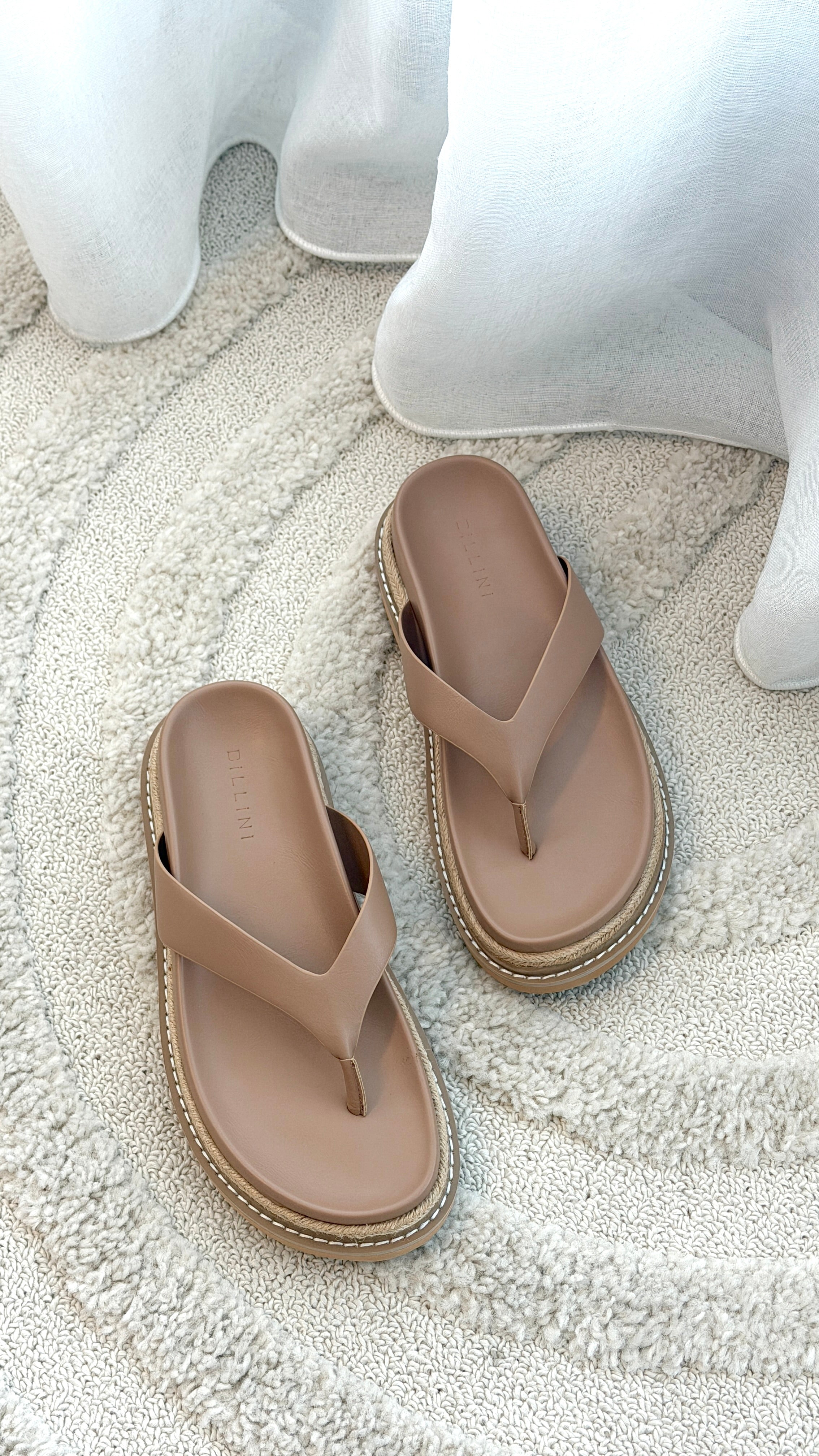 Arlette Slide - Light Cashew - Billy J