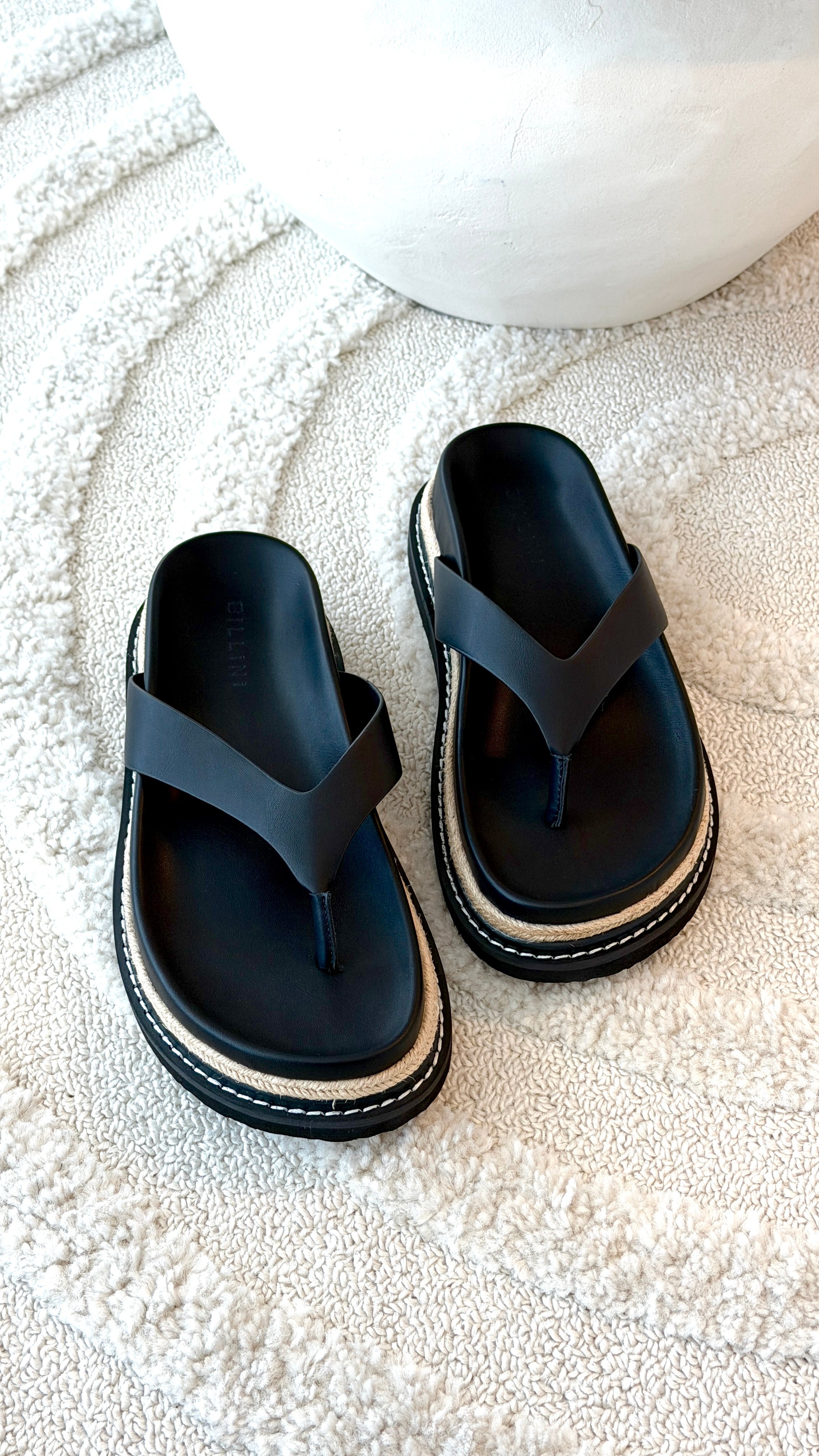 Arlette Slide - Black - Billy J