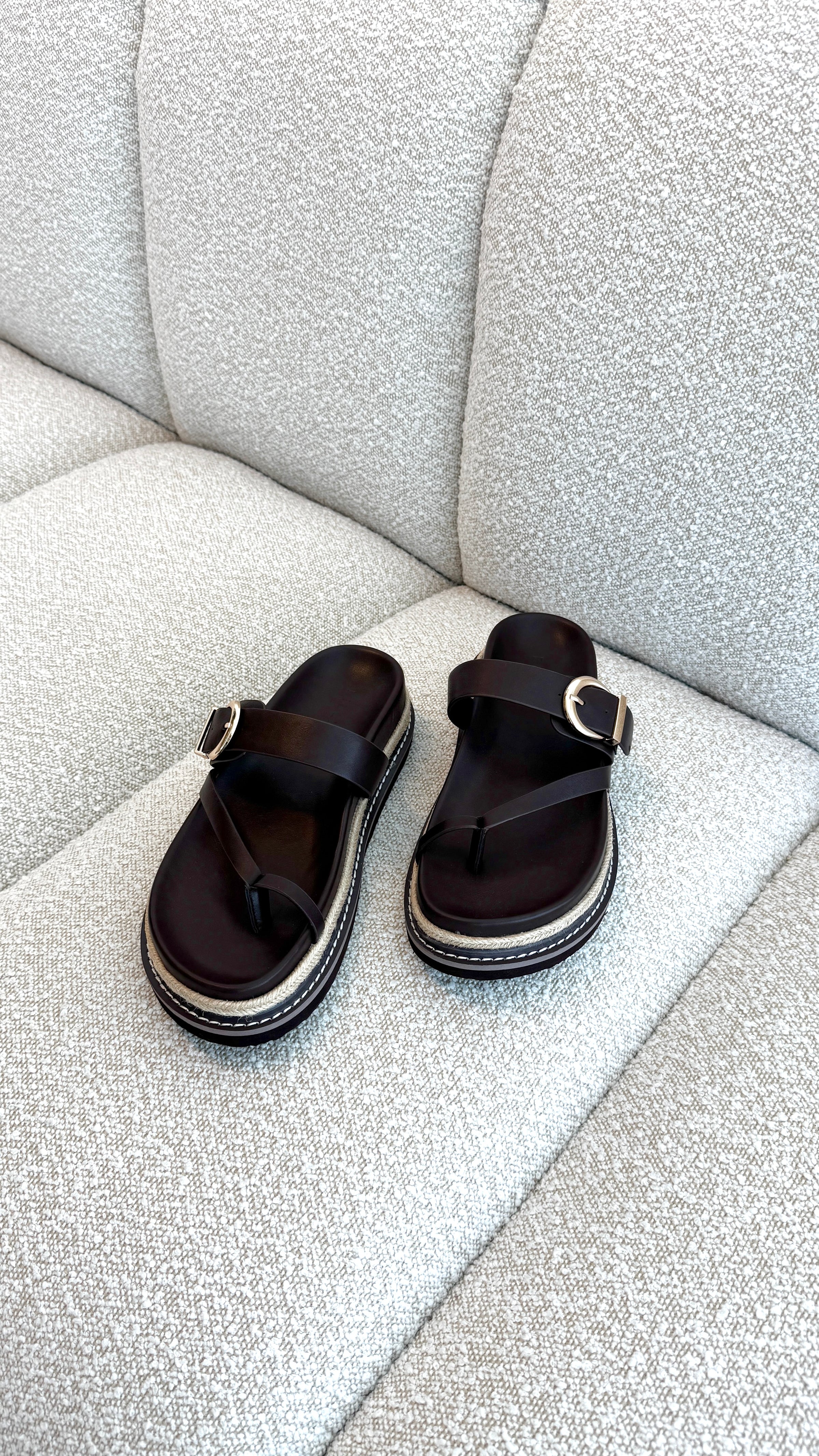 Ameera Slide - Chocolate - Billy J