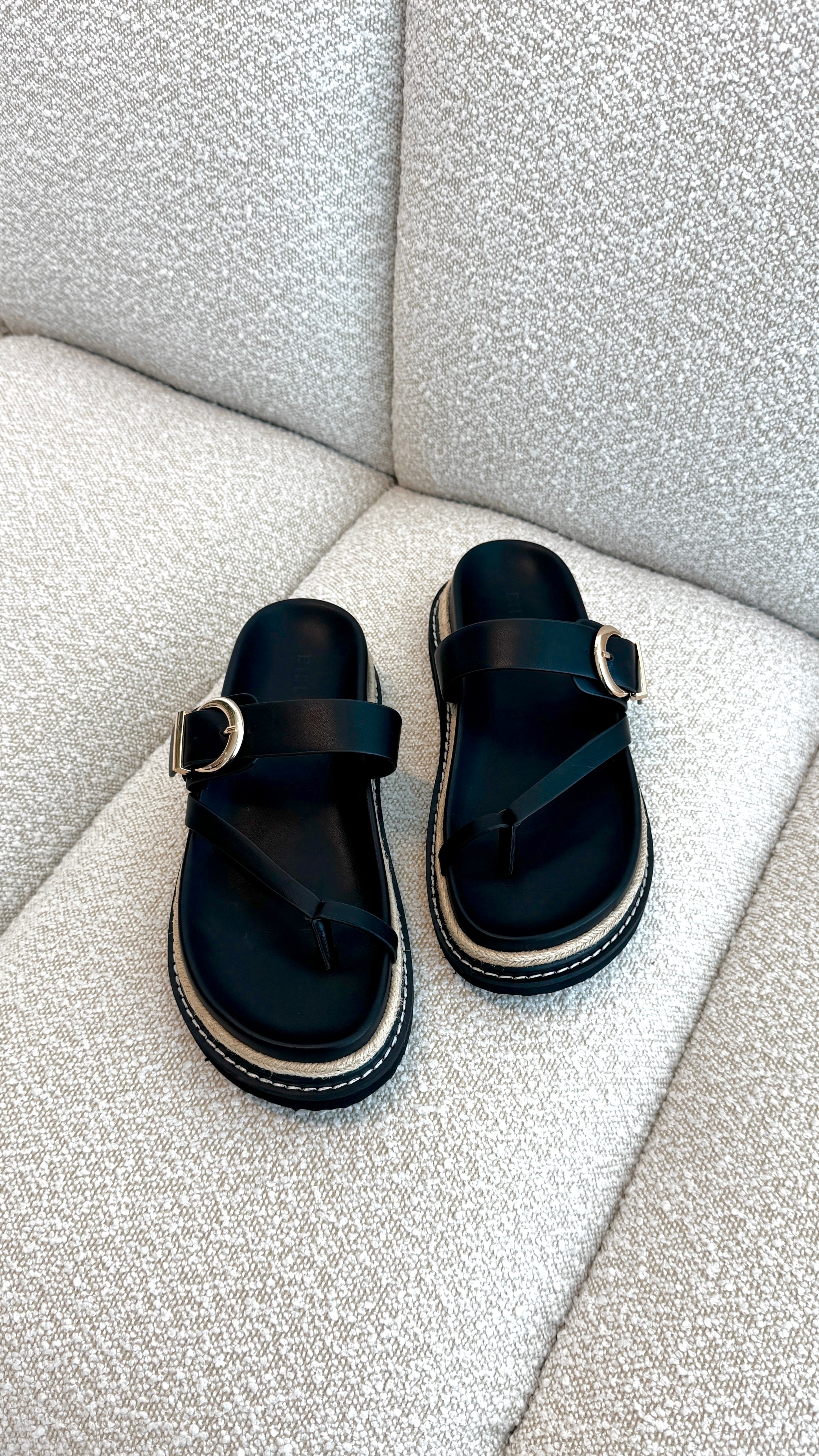 Ameera Slide - Black - Billy J