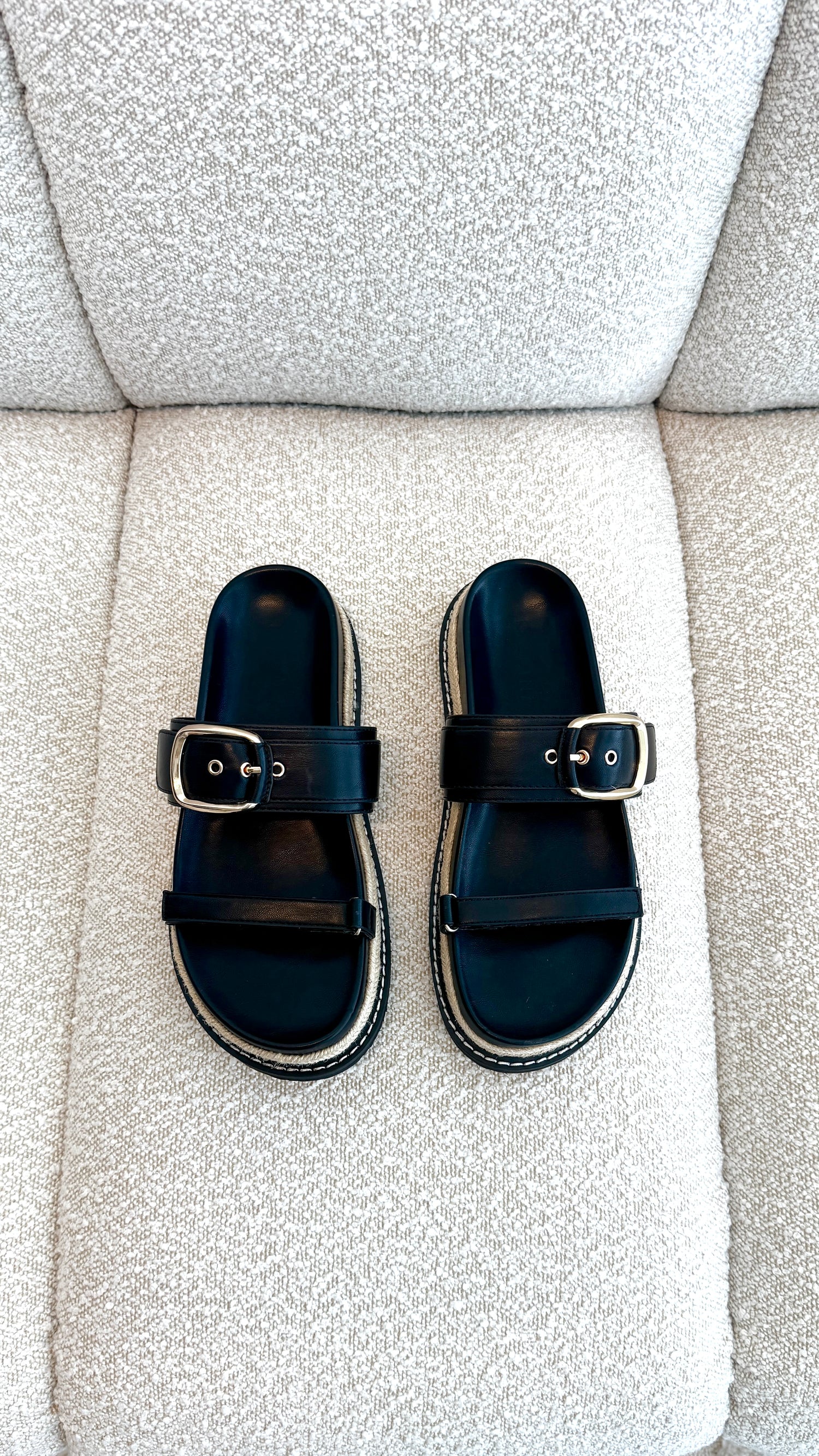 Tabitha Slide - Black - Billy J
