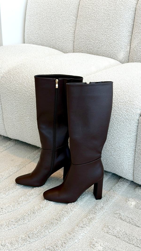 Nakoa Boots - Chocolate - Billy J