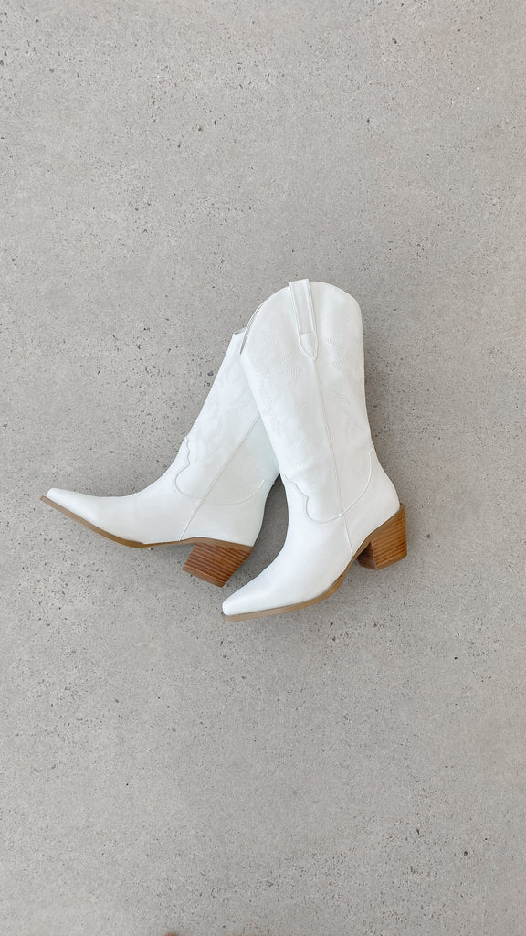 Danaro Boots - White