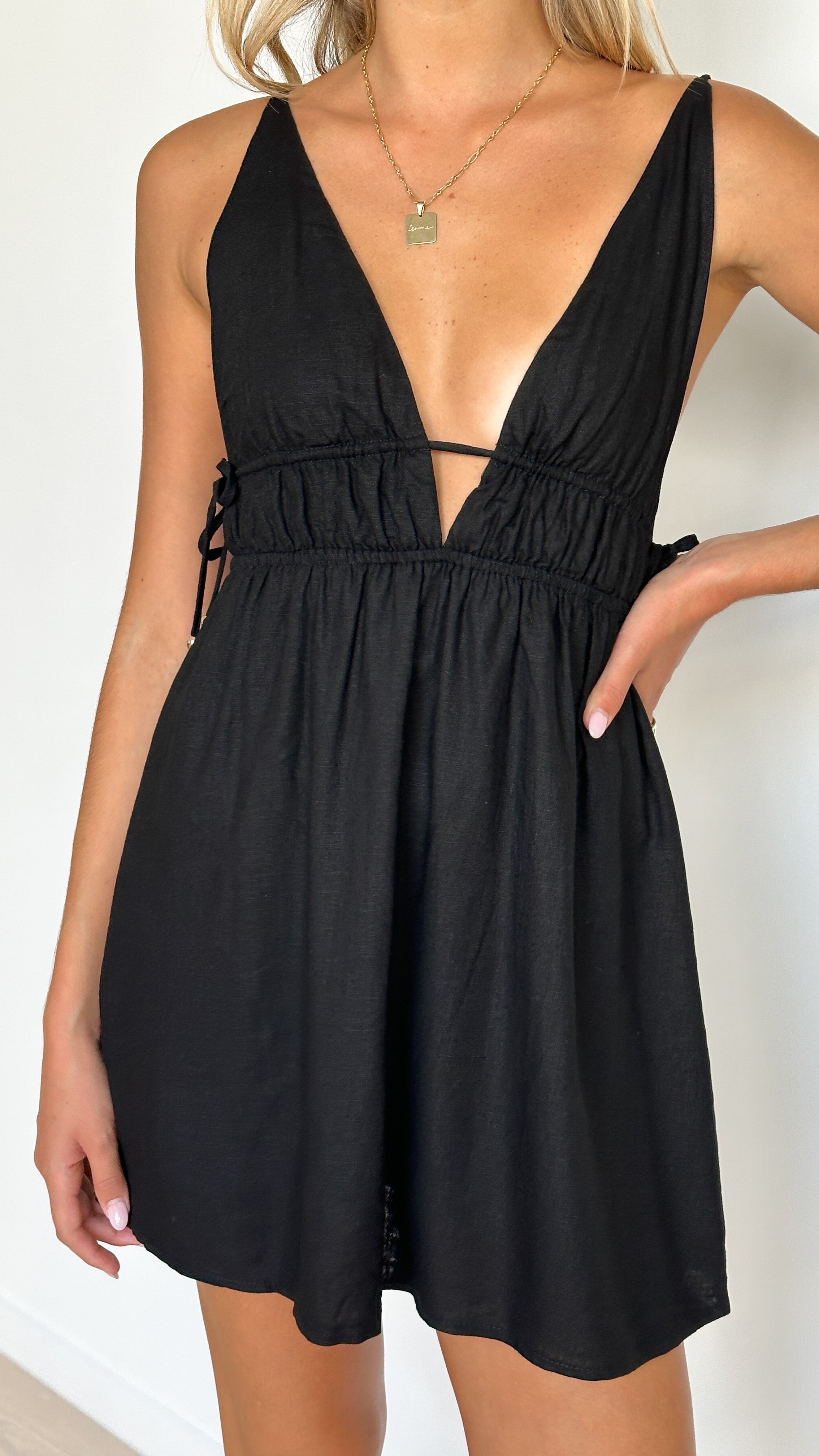 Solita Mini Dress - Black
