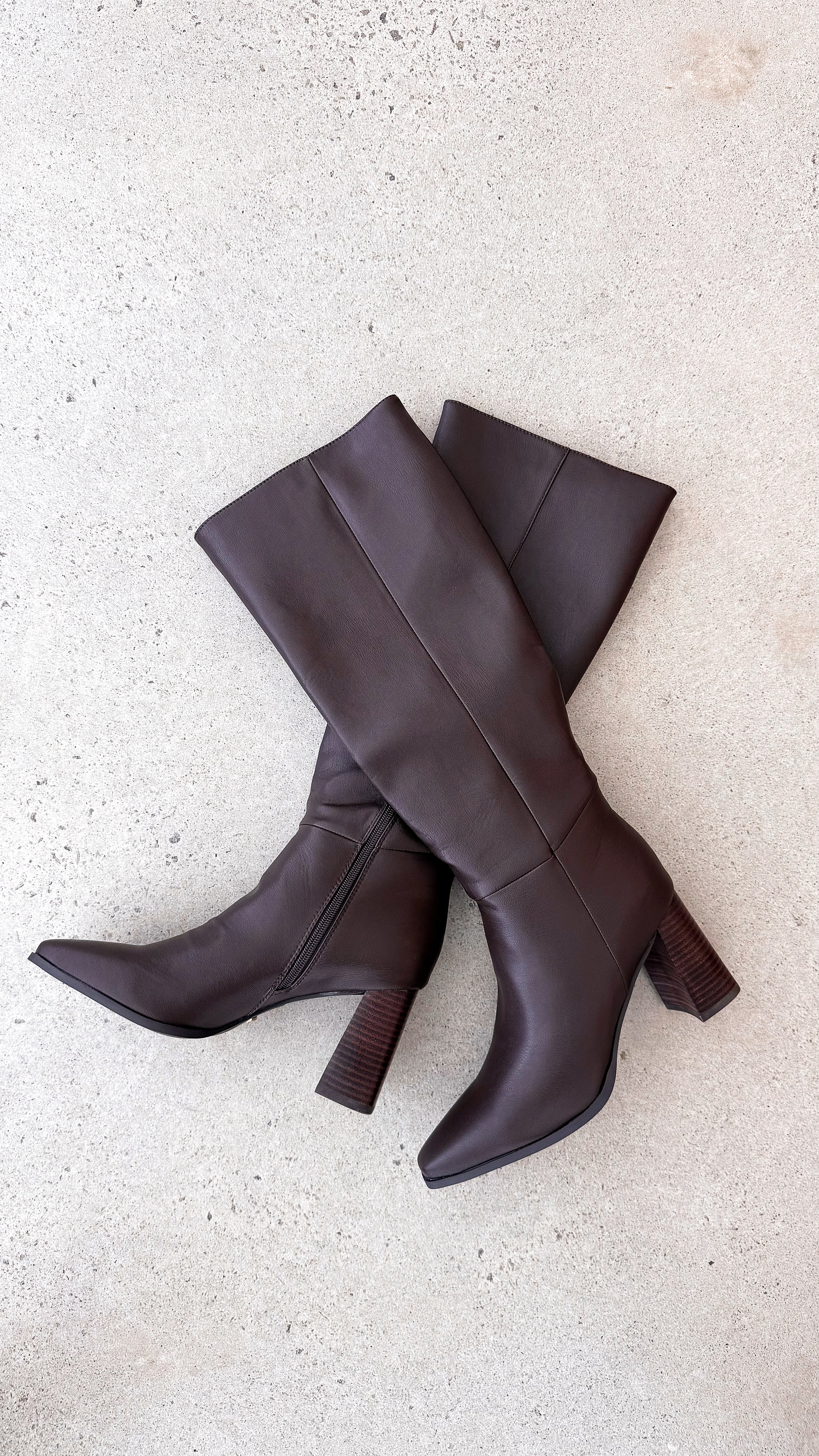 Vallia Boots - Chocolate - Billy J