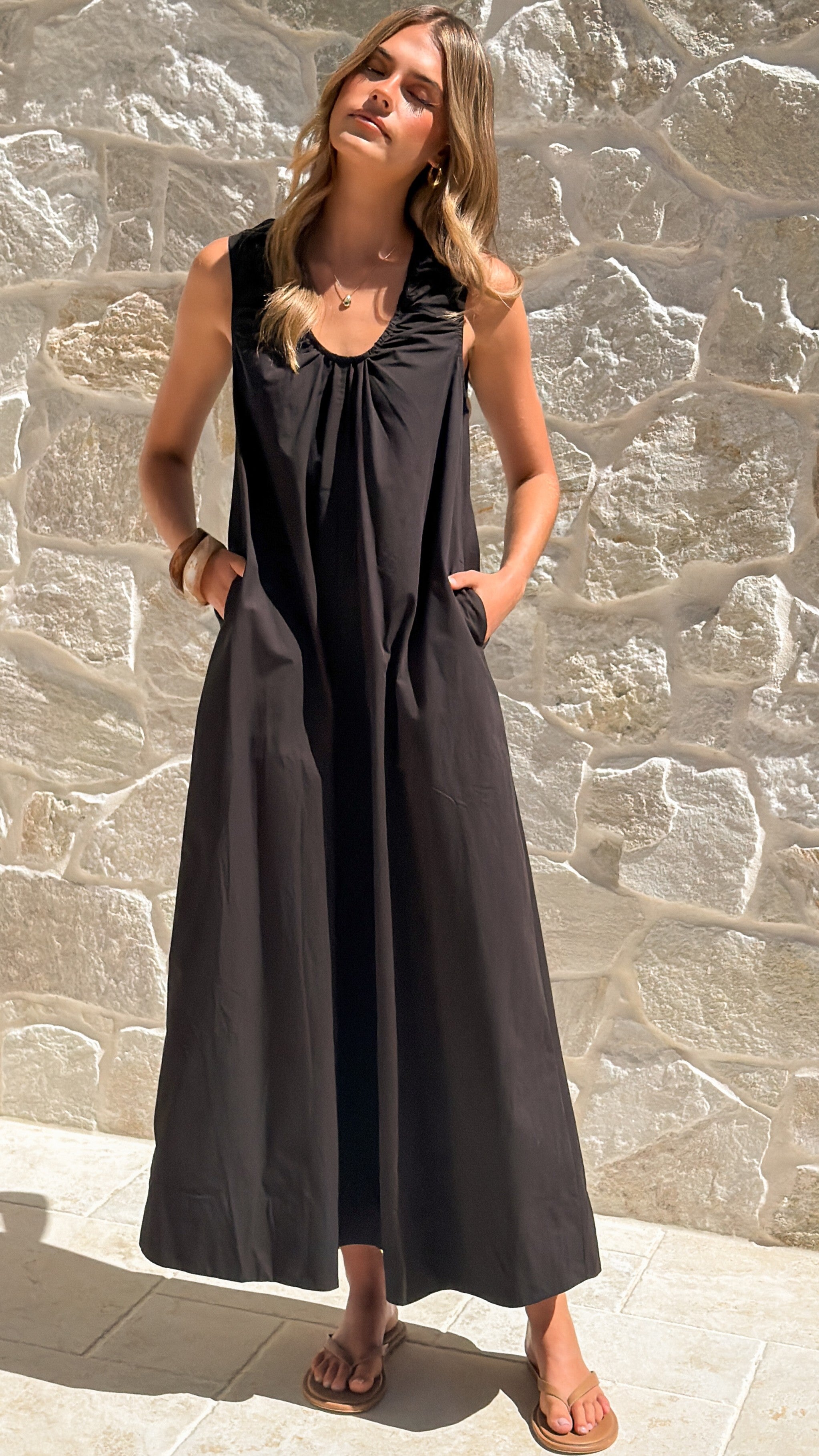 Rohan Maxi Dress - Black - Billy J