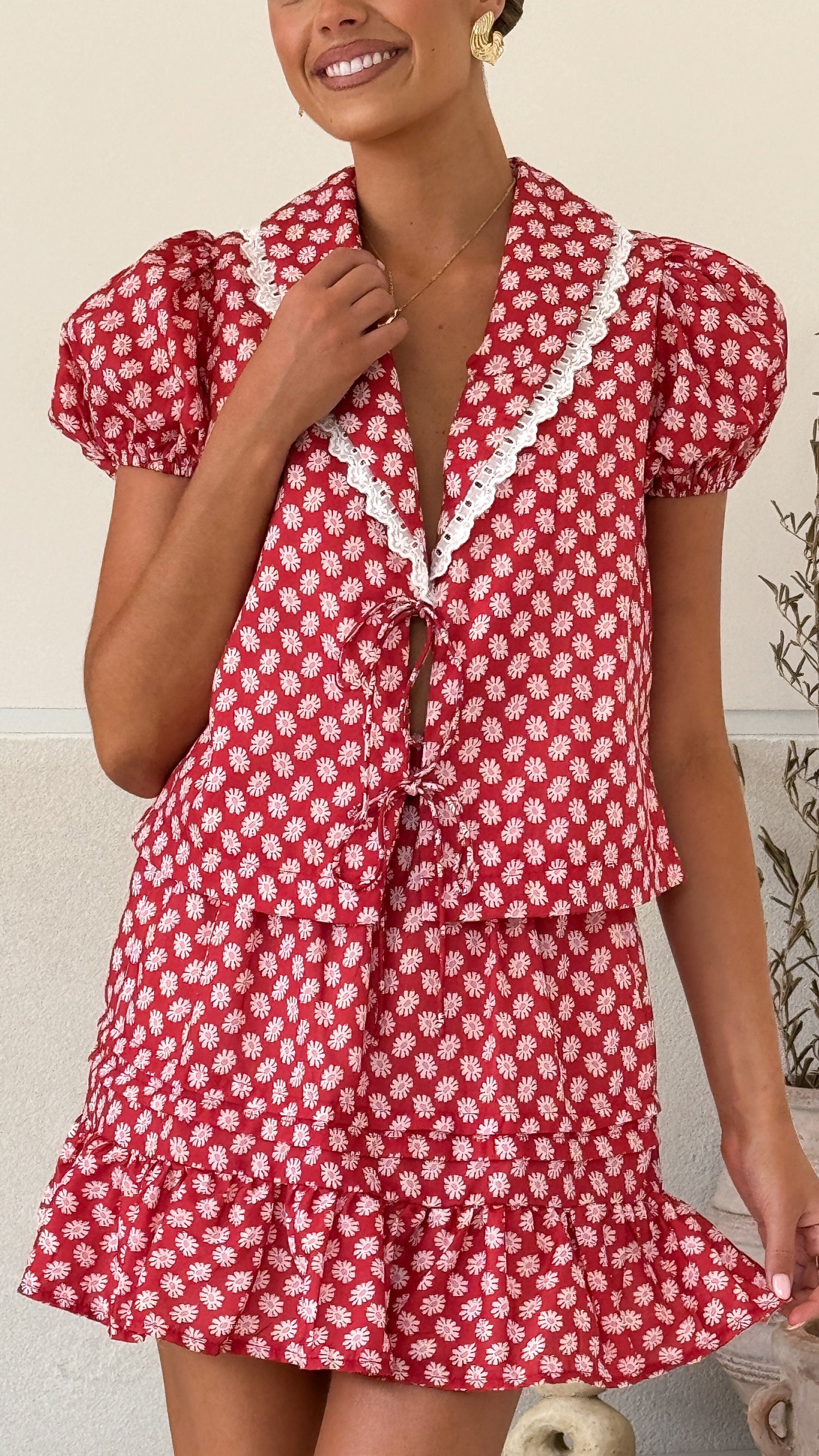 Arizona Top - Red Floral - Billy J