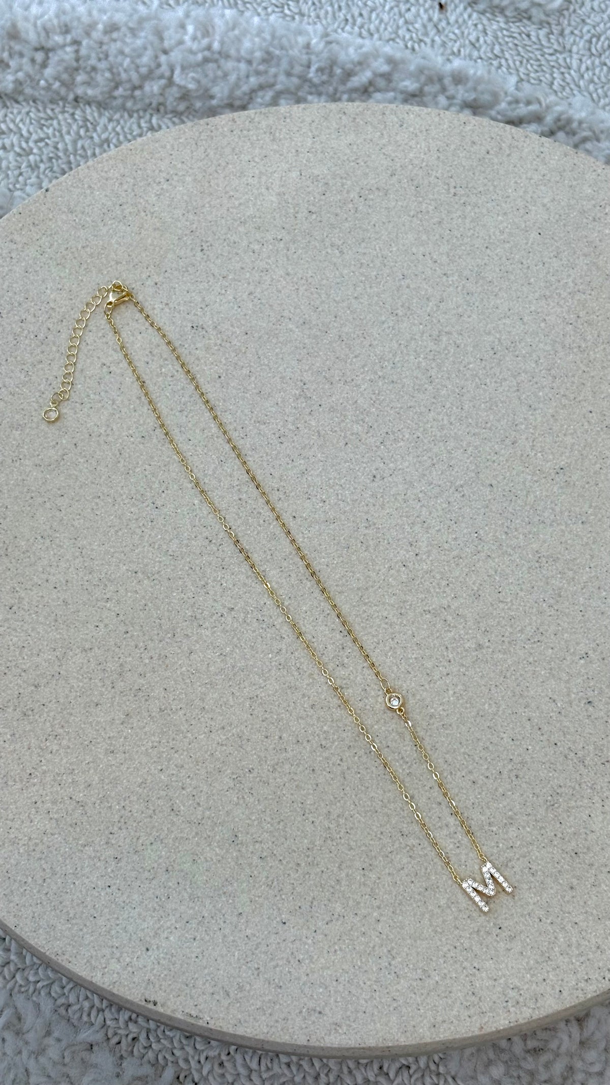 Ivy Initial Letter Necklace - M