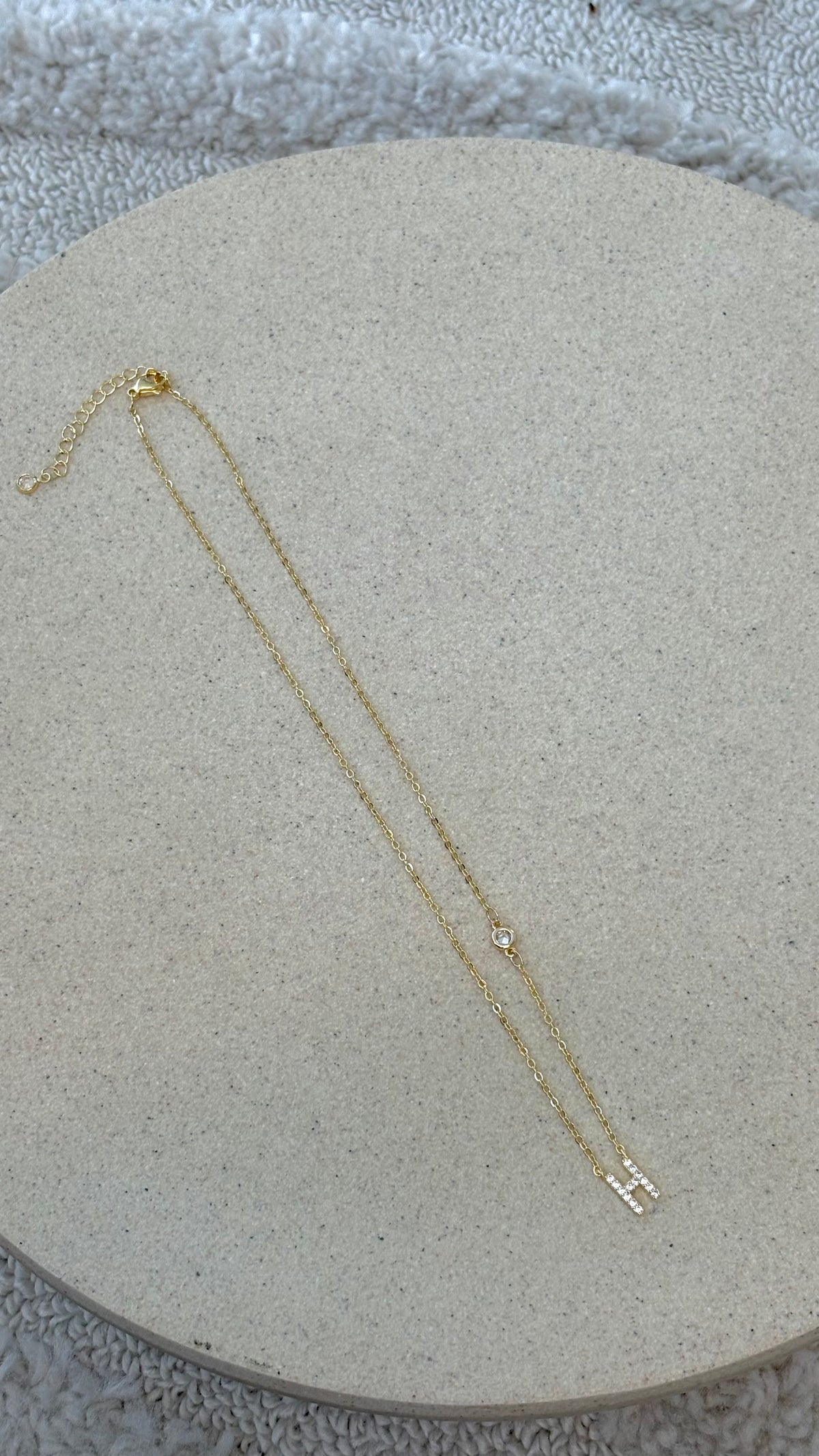 Ivy Initial Letter Necklace - H