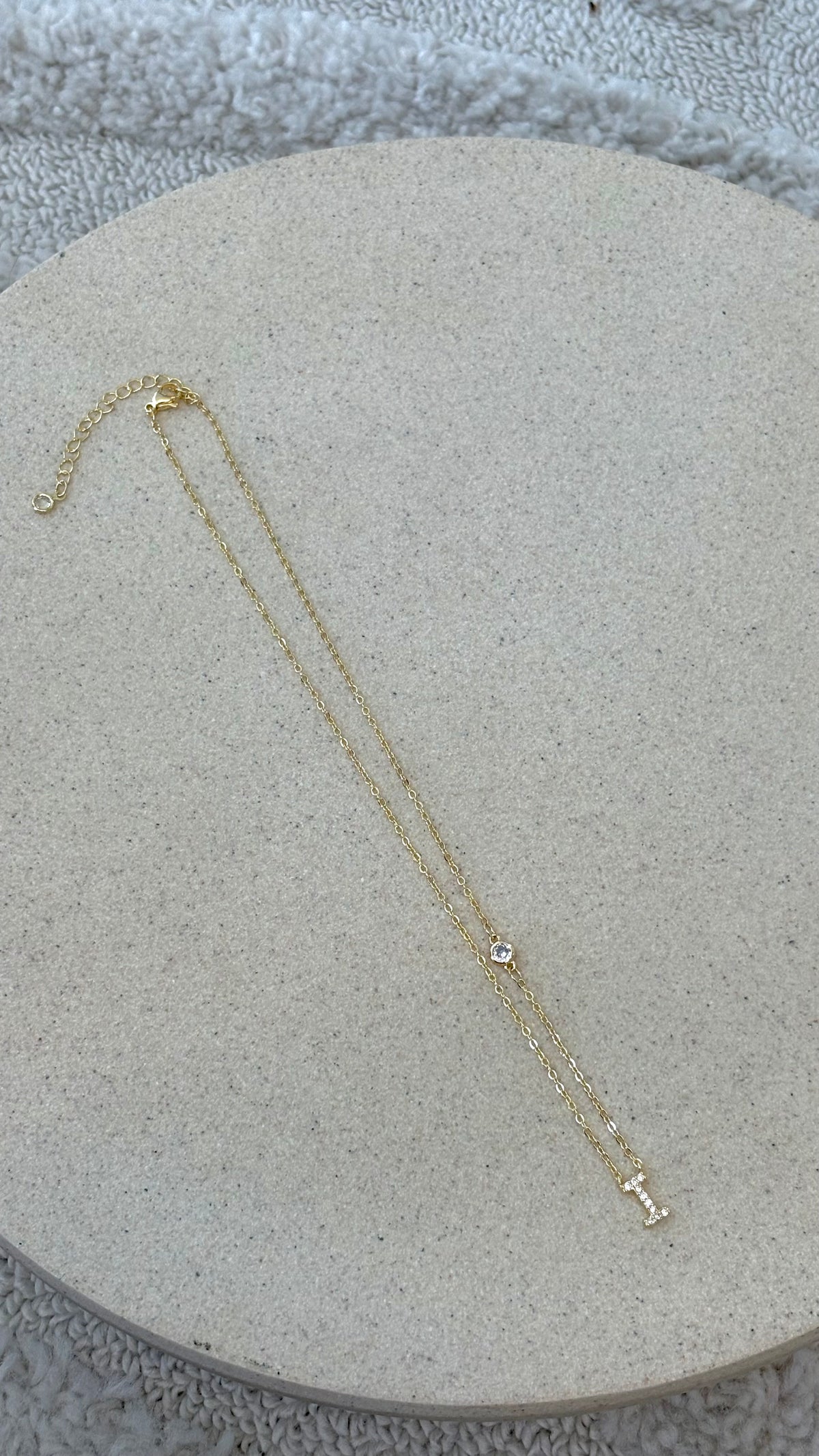 Ivy Initial Letter Necklace - I