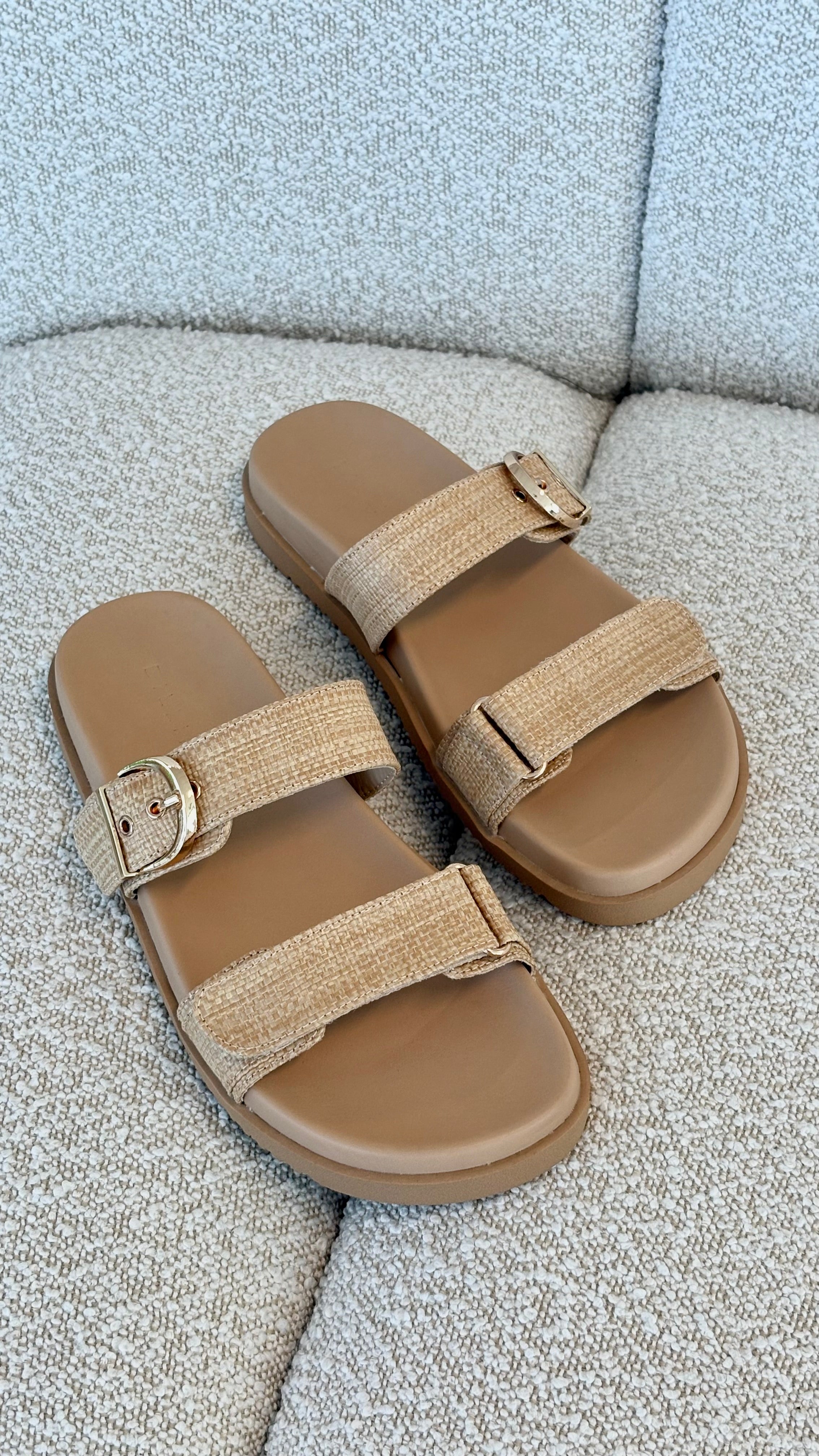 Aggie Slide - Natural Raffia