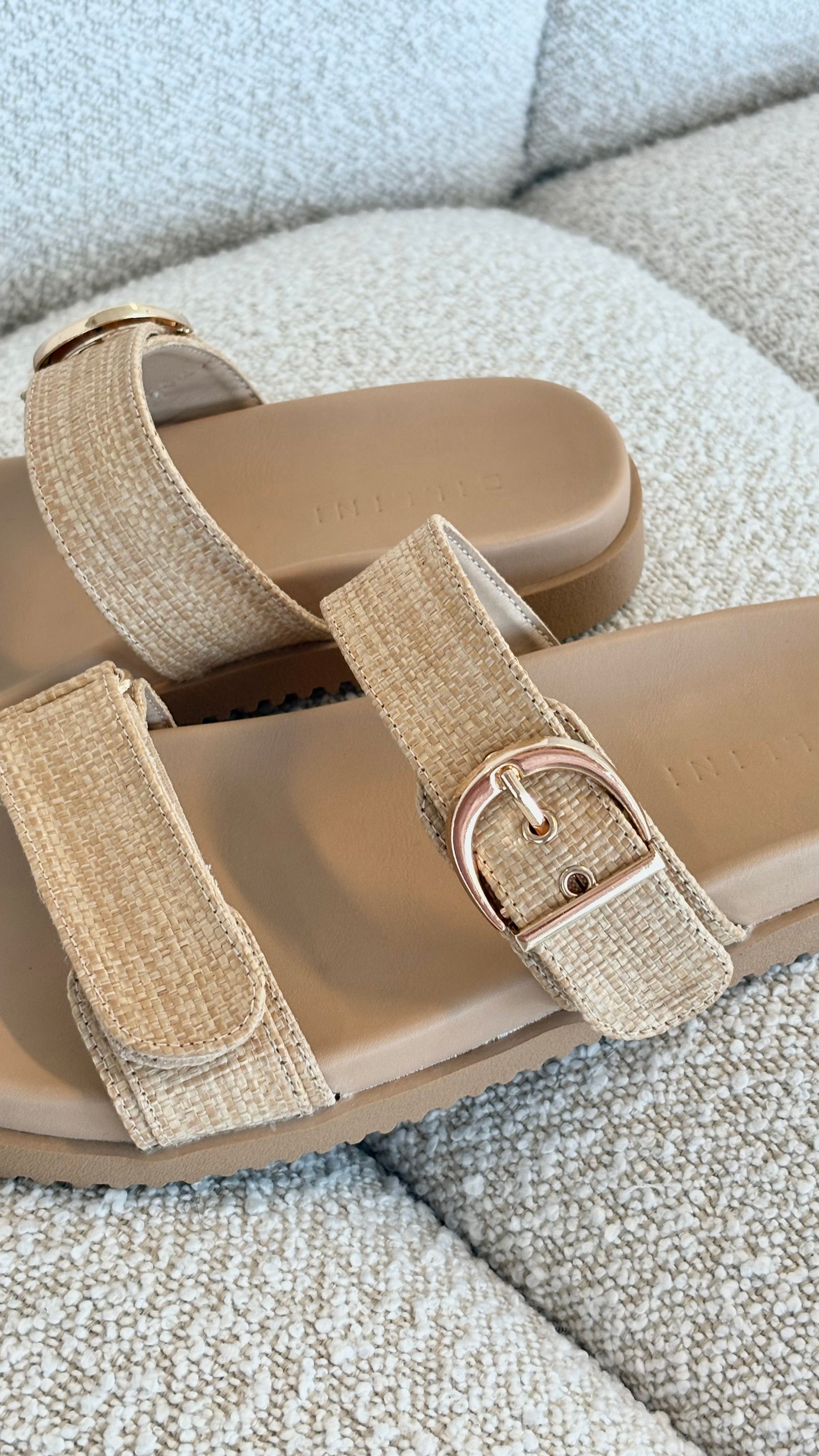 Aggie Slide - Natural Raffia - Billy J