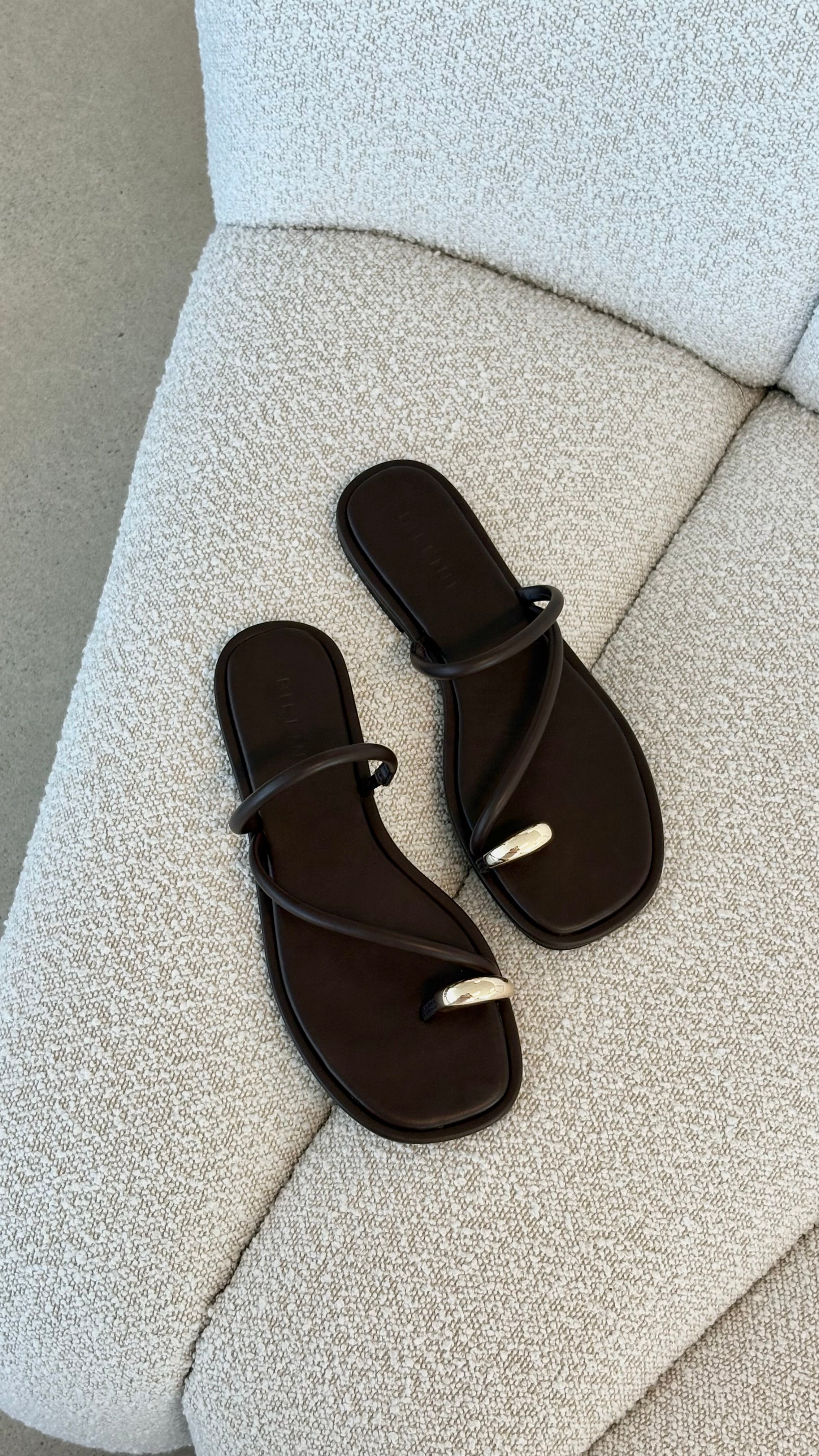 Orphie Slide - Chocolate - Billy J