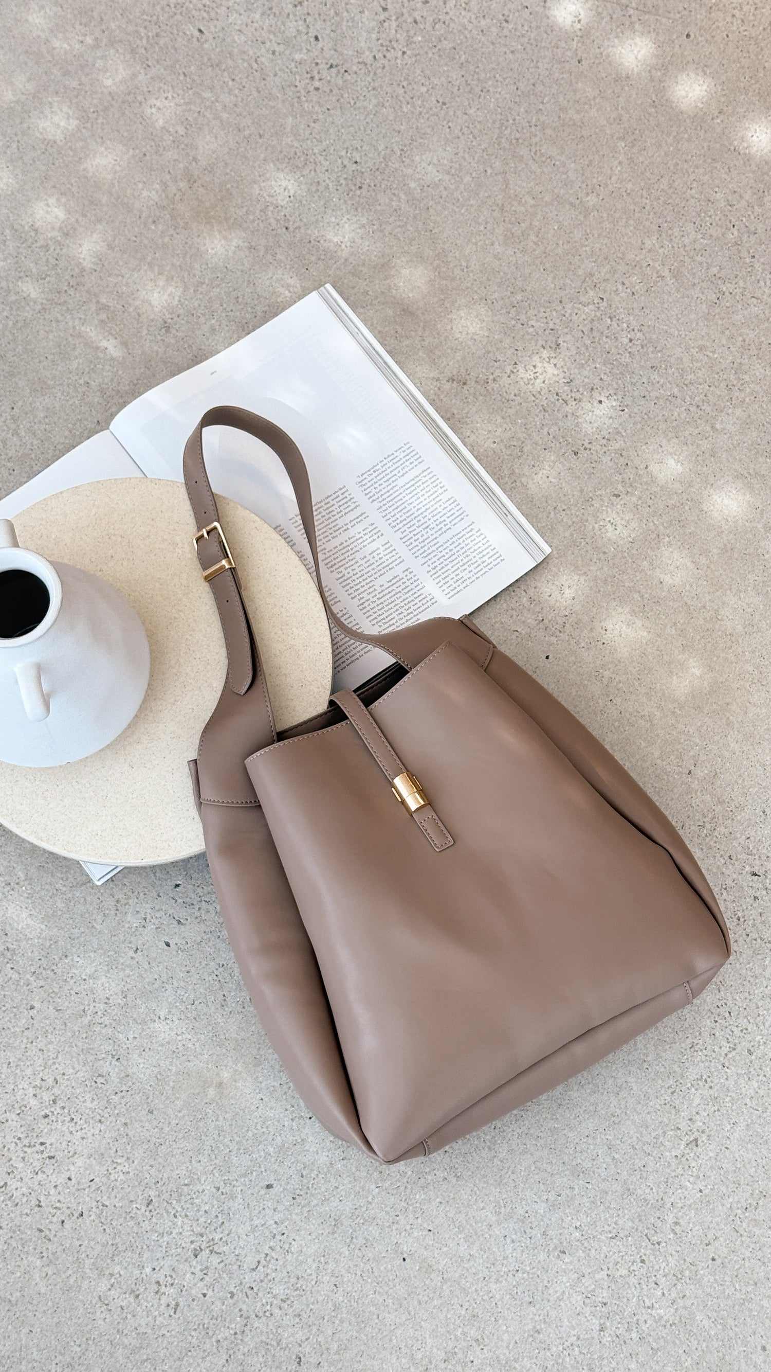 Yara Shoulder Bag - Truffle - Billy J