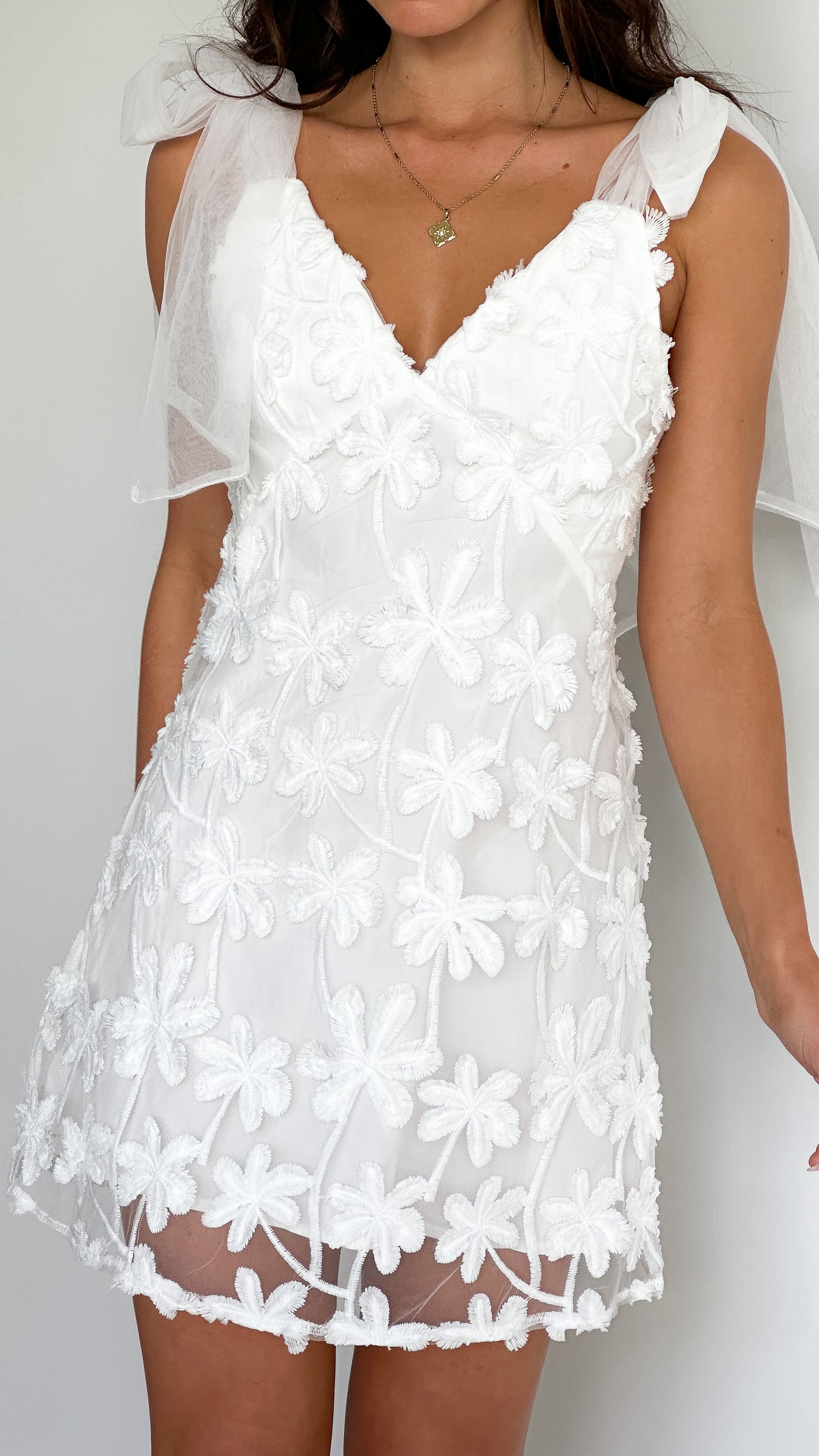 Elizabeth Mini Dress - White - Billy J