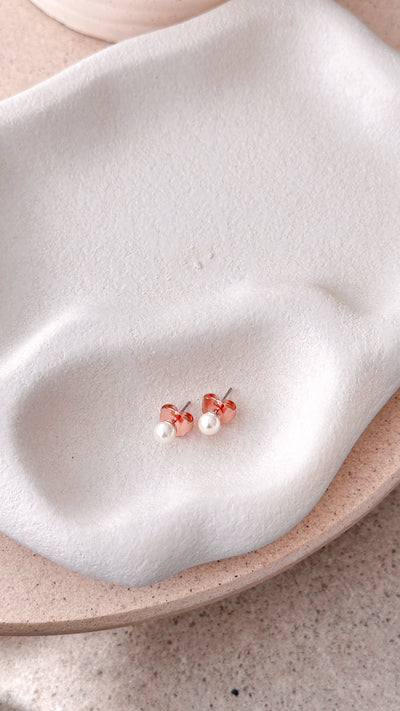 Load image into Gallery viewer, Small Glass Pearl Stud Earrings - Cream/Rose - Billy J
