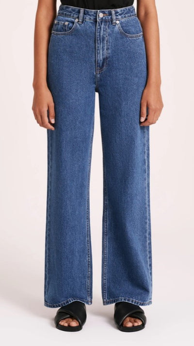 Load image into Gallery viewer, Organic Relaxed Leg Jean - Vintage Blue
