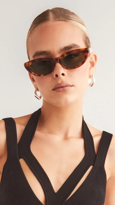 Load image into Gallery viewer, The Caroline Sunglasses - Hazel Tort
